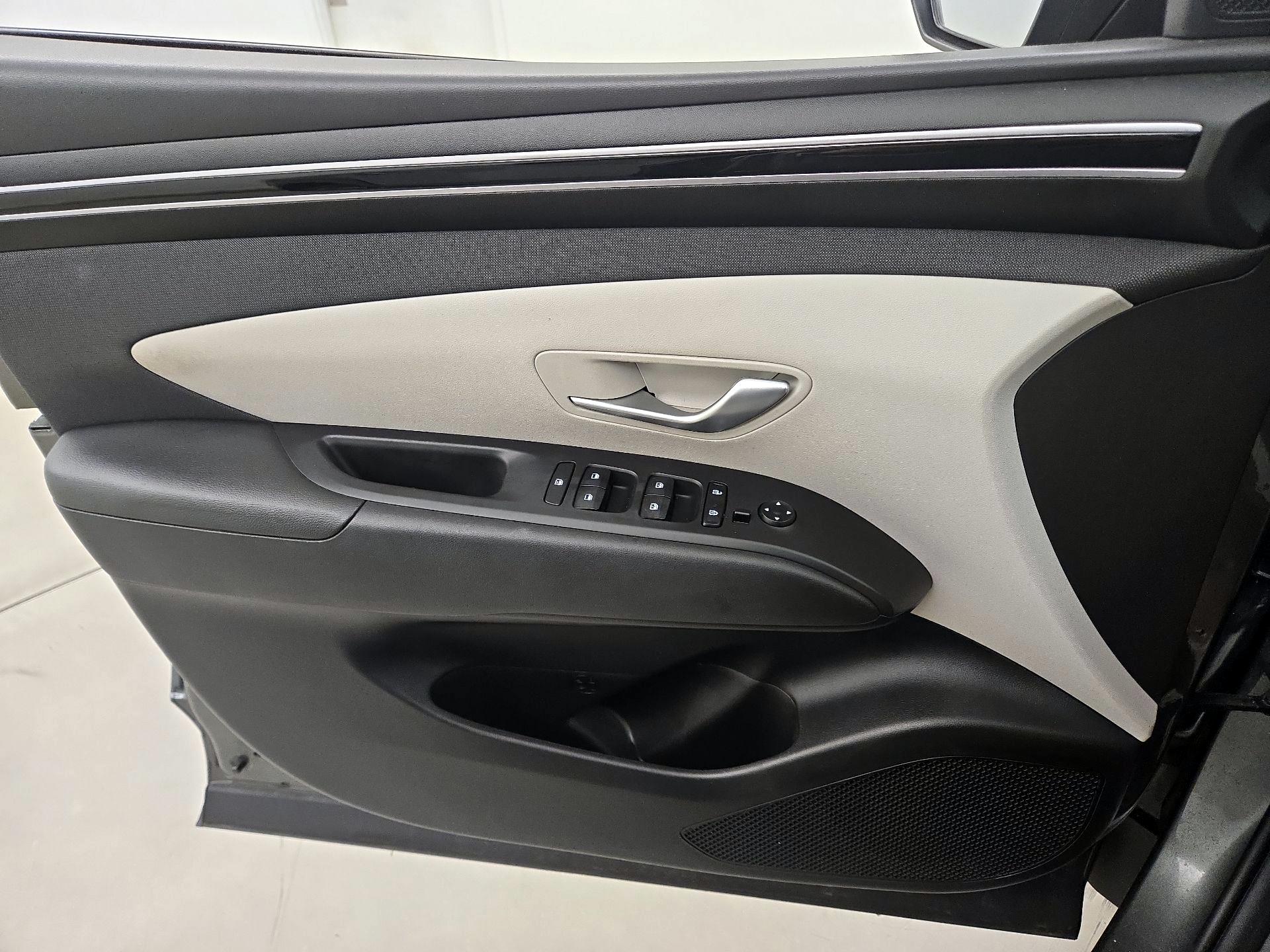 Thumbnail: 2023 Hyundai Tucson - 12