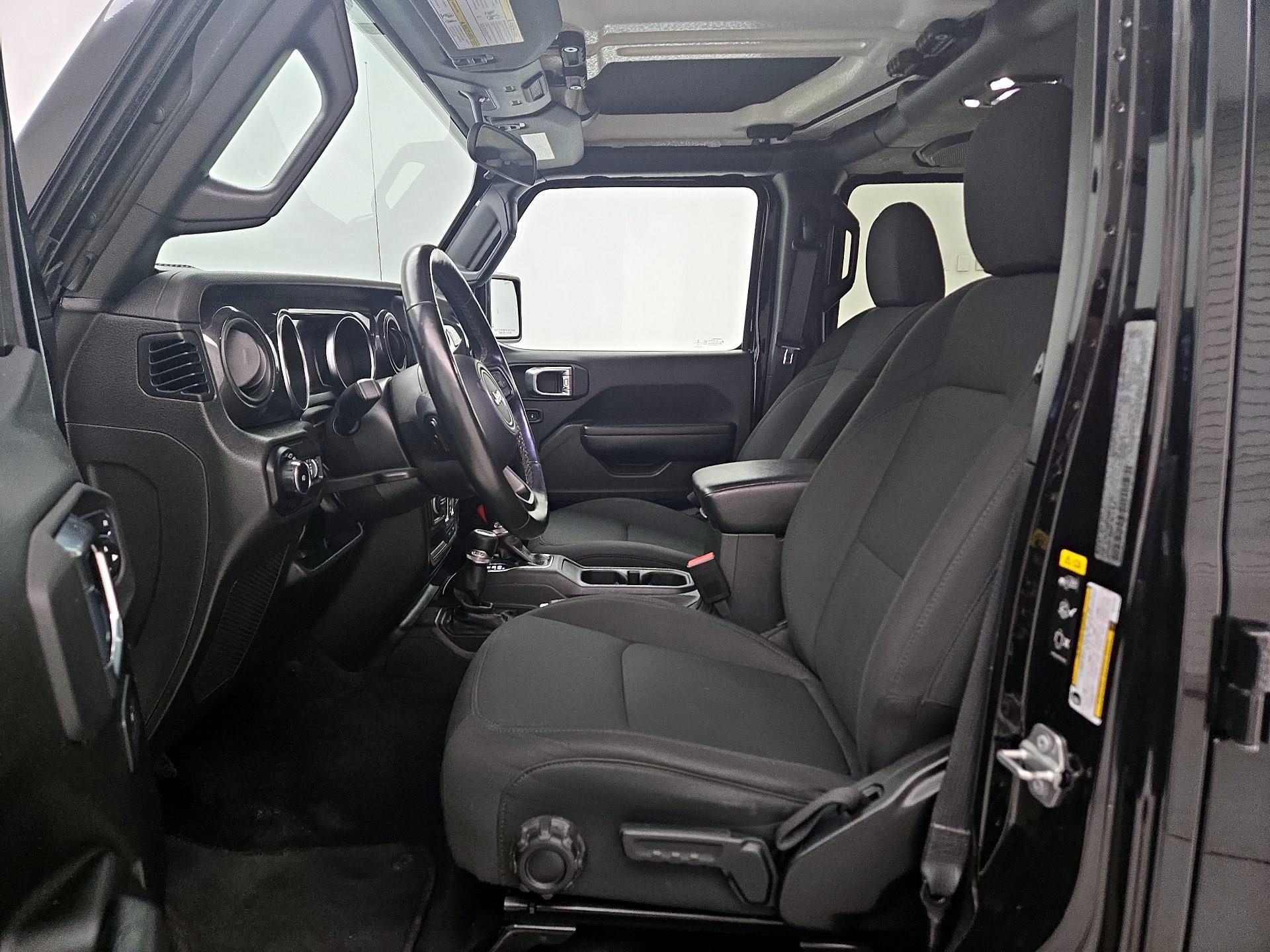 Thumbnail: 2022 Jeep Wrangler - 11