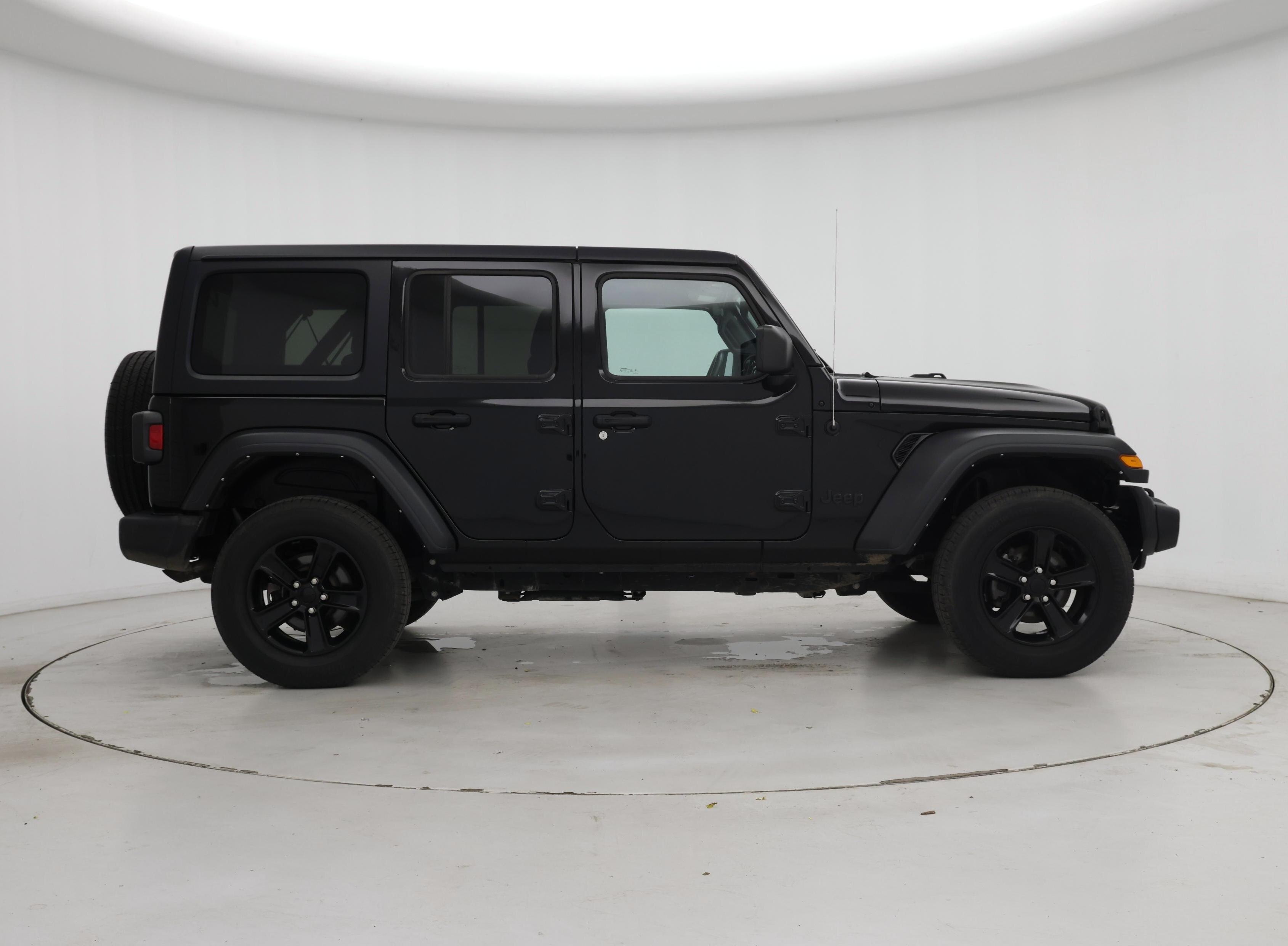 Thumbnail: 2022 Jeep Wrangler - 7