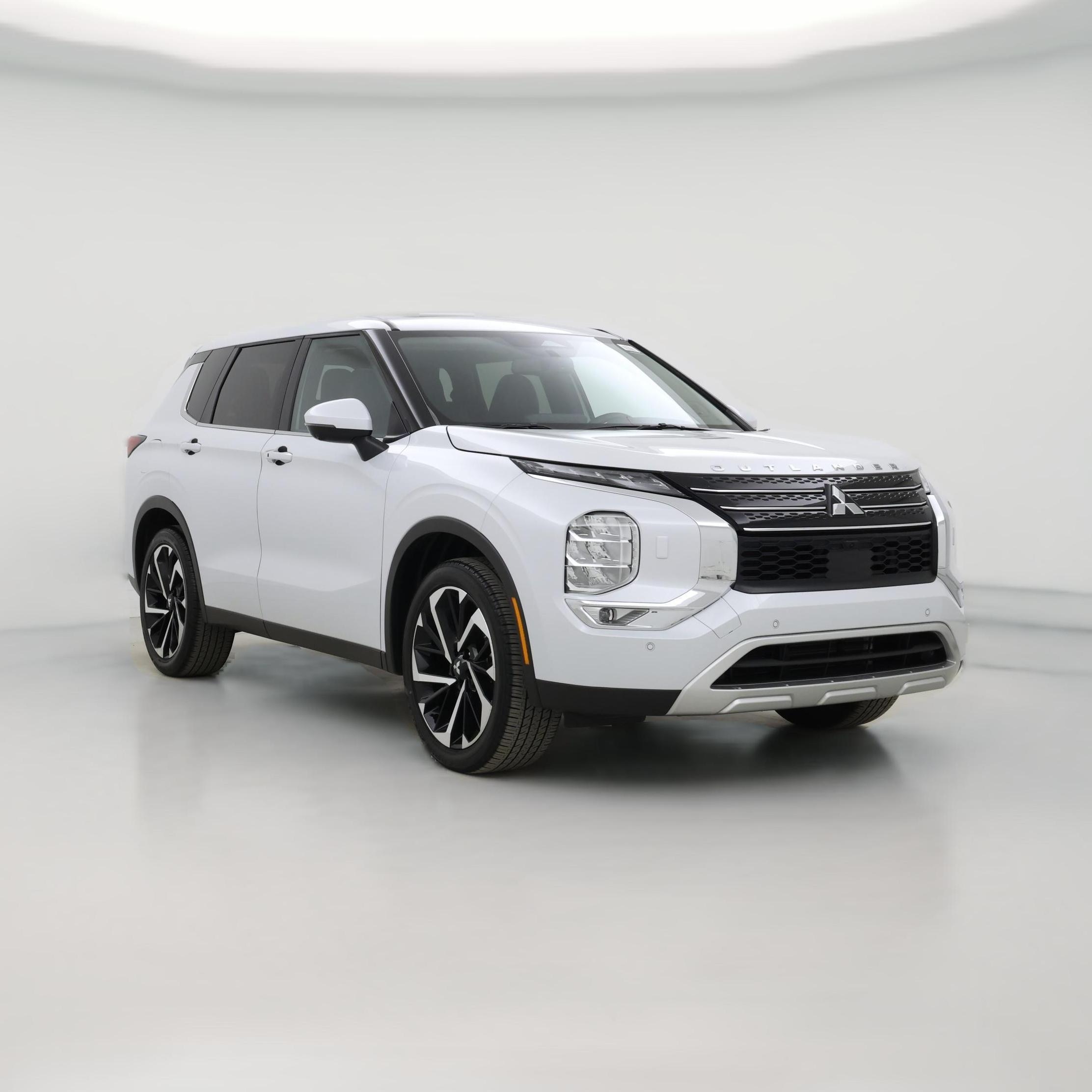 Thumbnail: 2024 Mitsubishi Outlander - 1