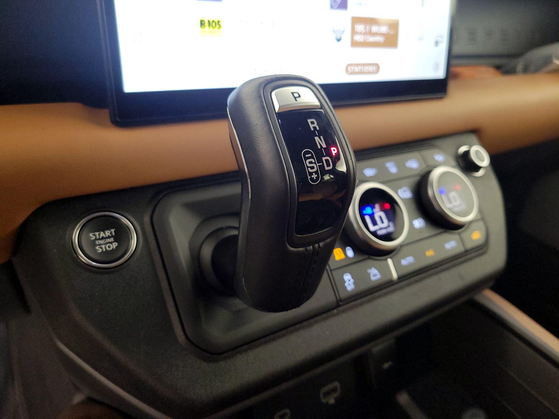 Thumbnail: 2024 Land Rover Defender - 18