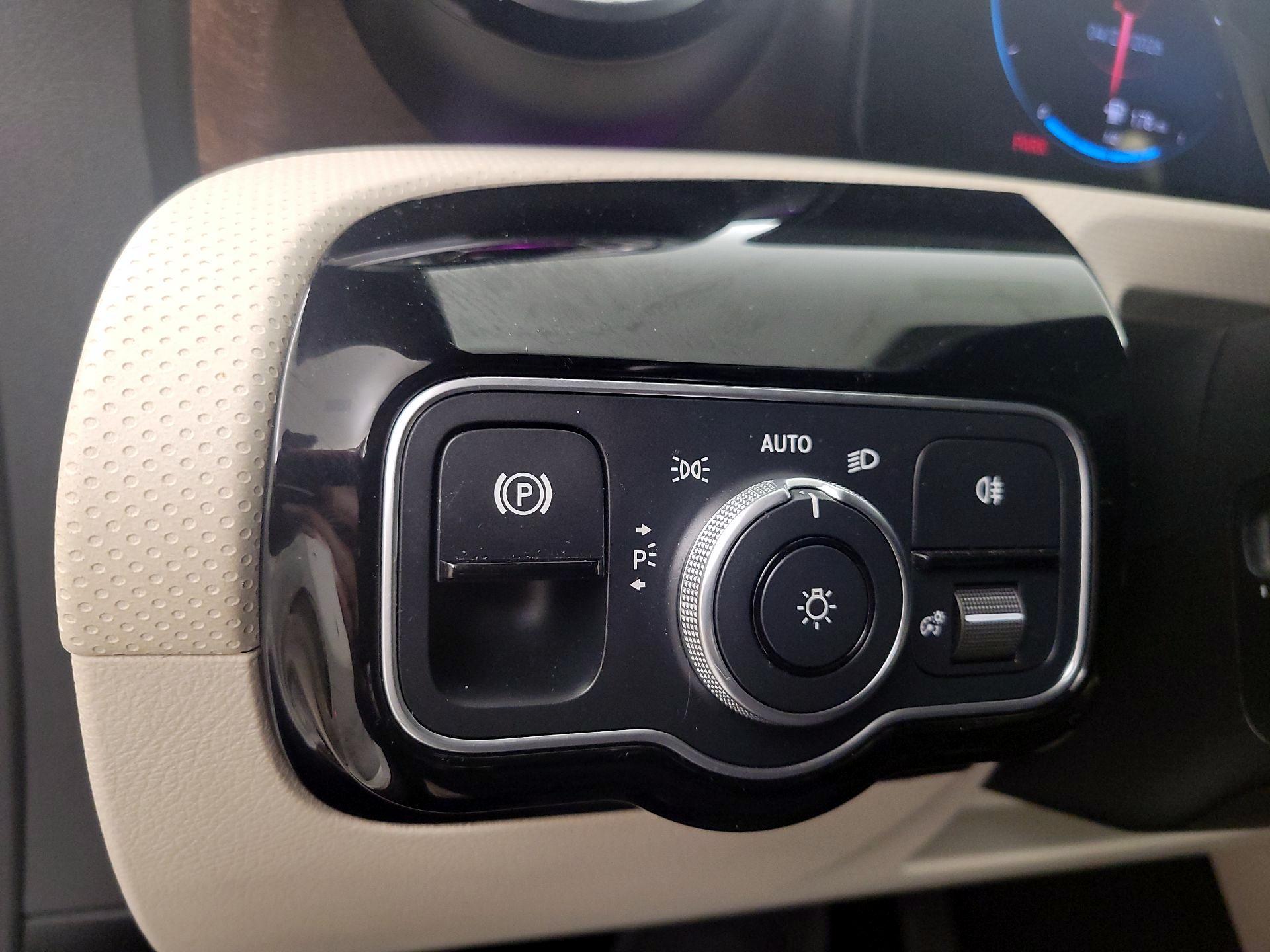 Thumbnail: 2023 Mercedes-Benz CLA - 13