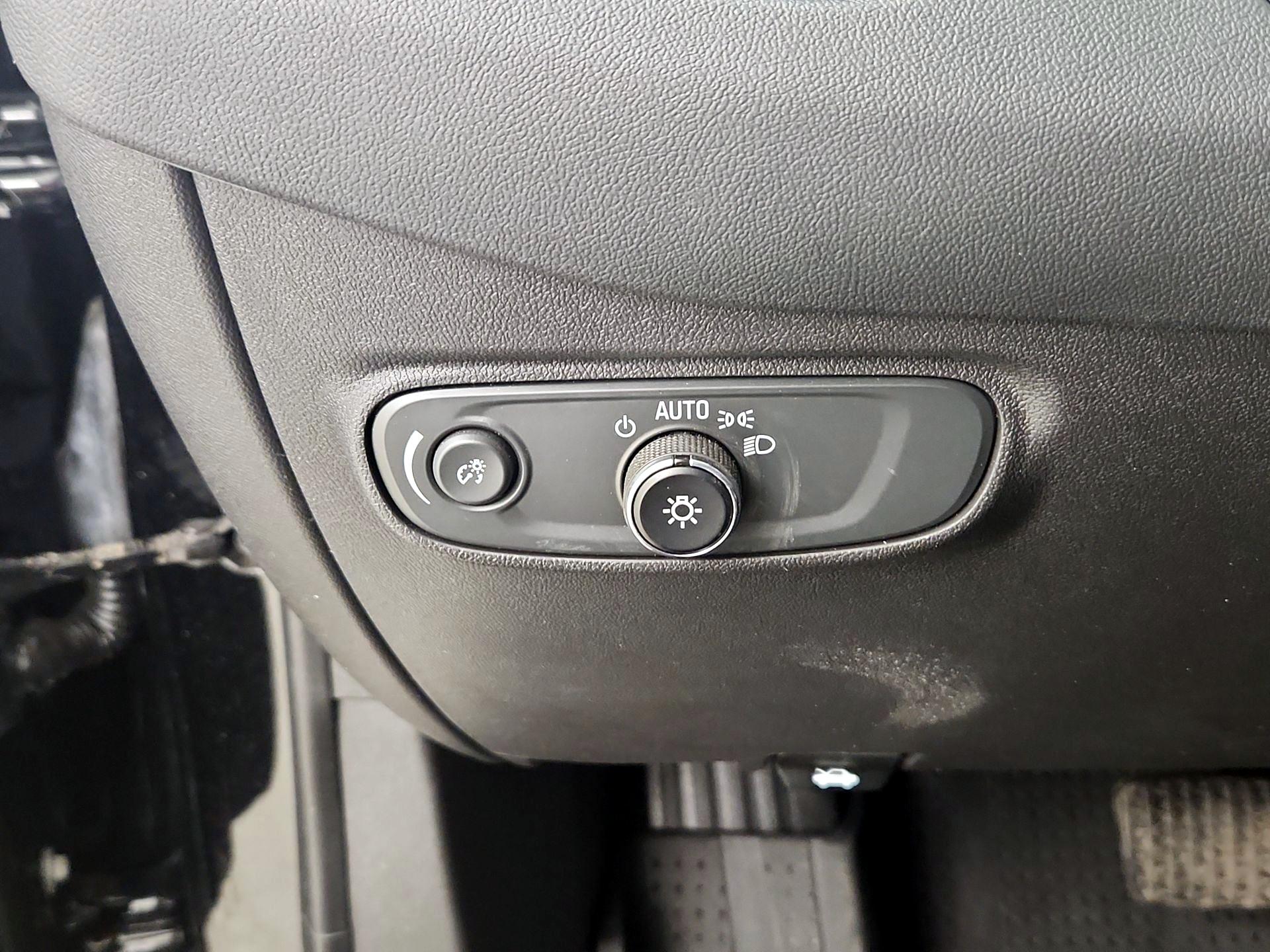 Thumbnail: 2023 Chevrolet Equinox - 13