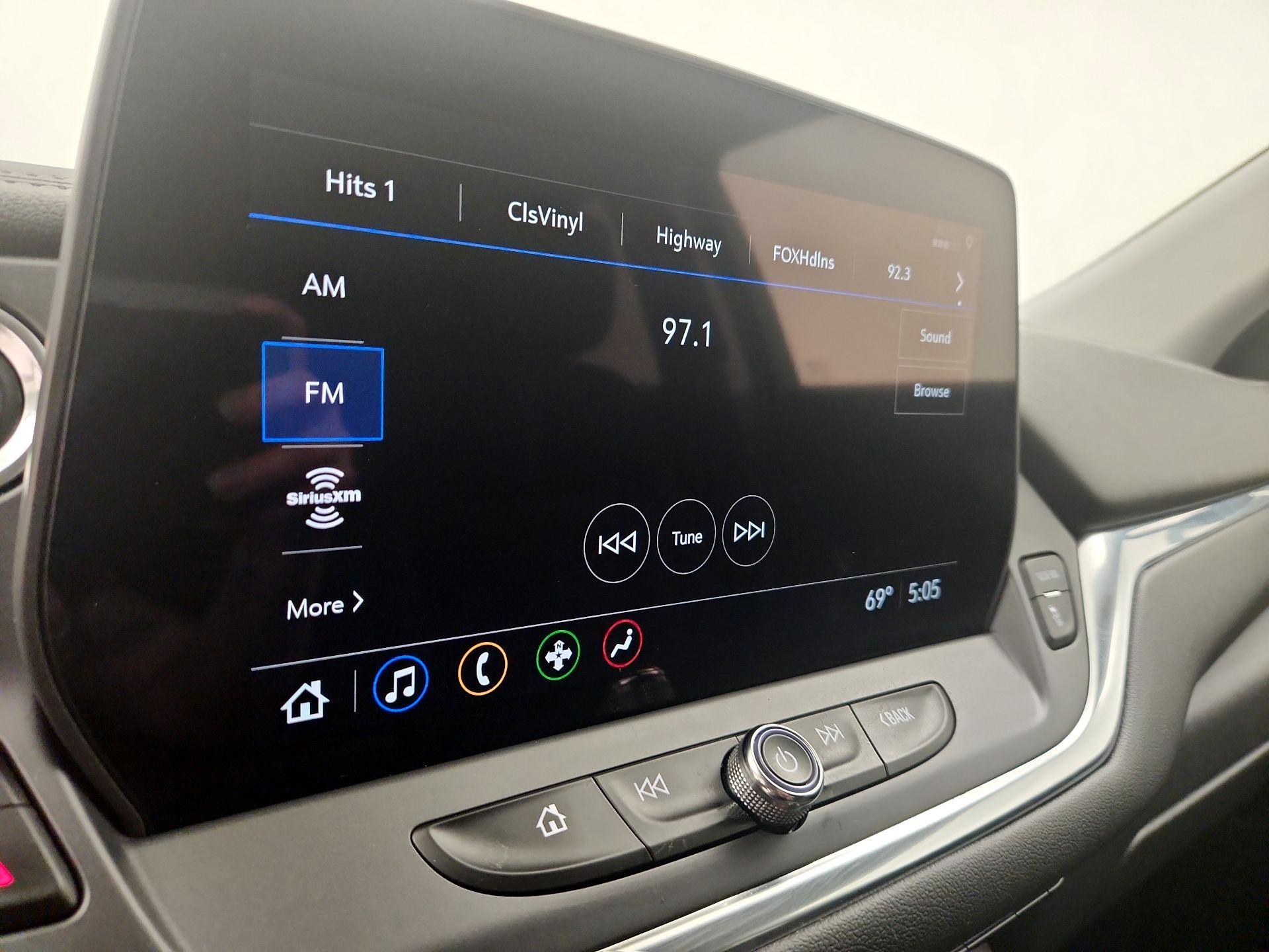 Thumbnail: 2023 Chevrolet Blazer - 15