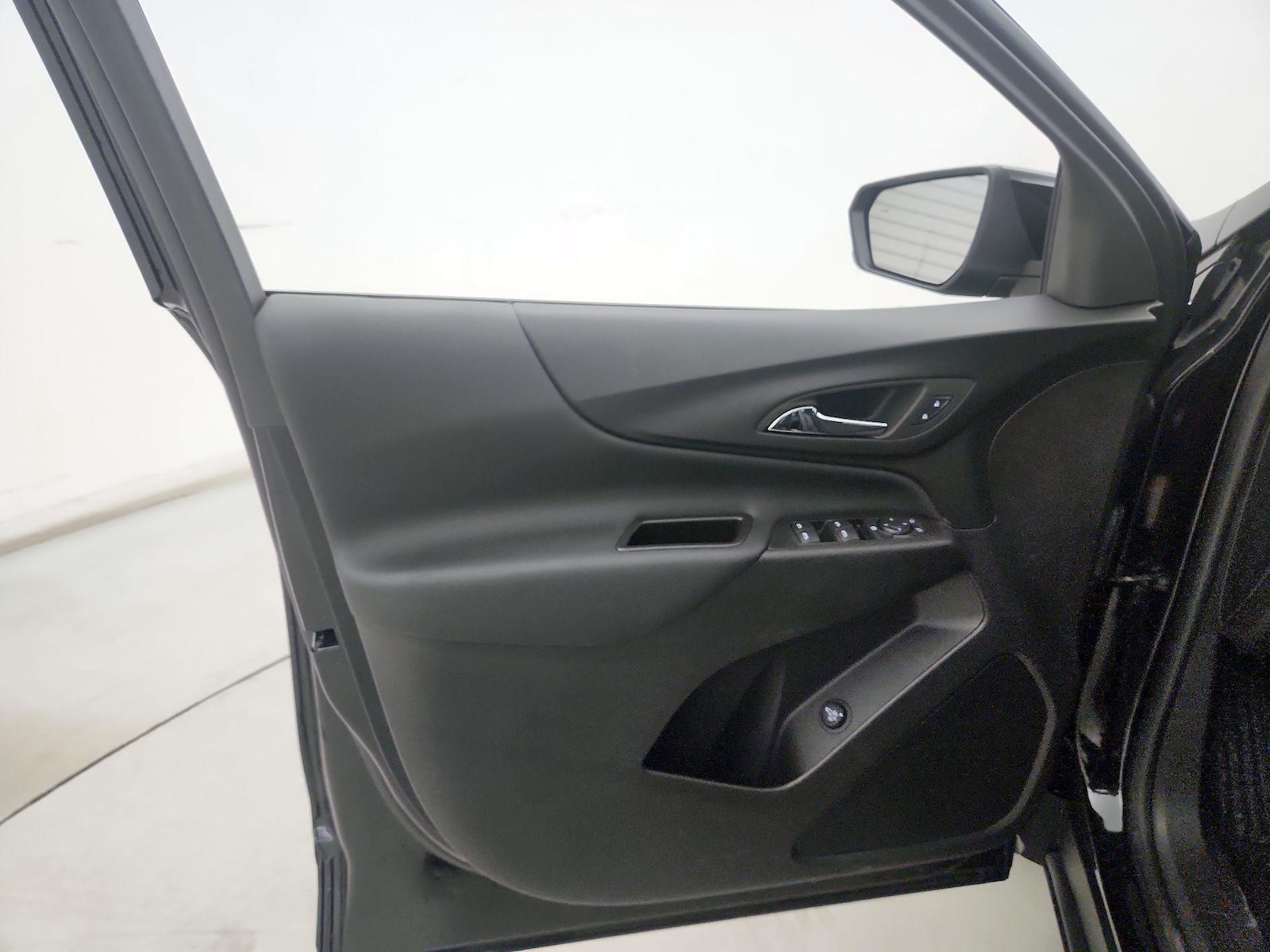 2024 Chevrolet Equinox LT - Photo 13