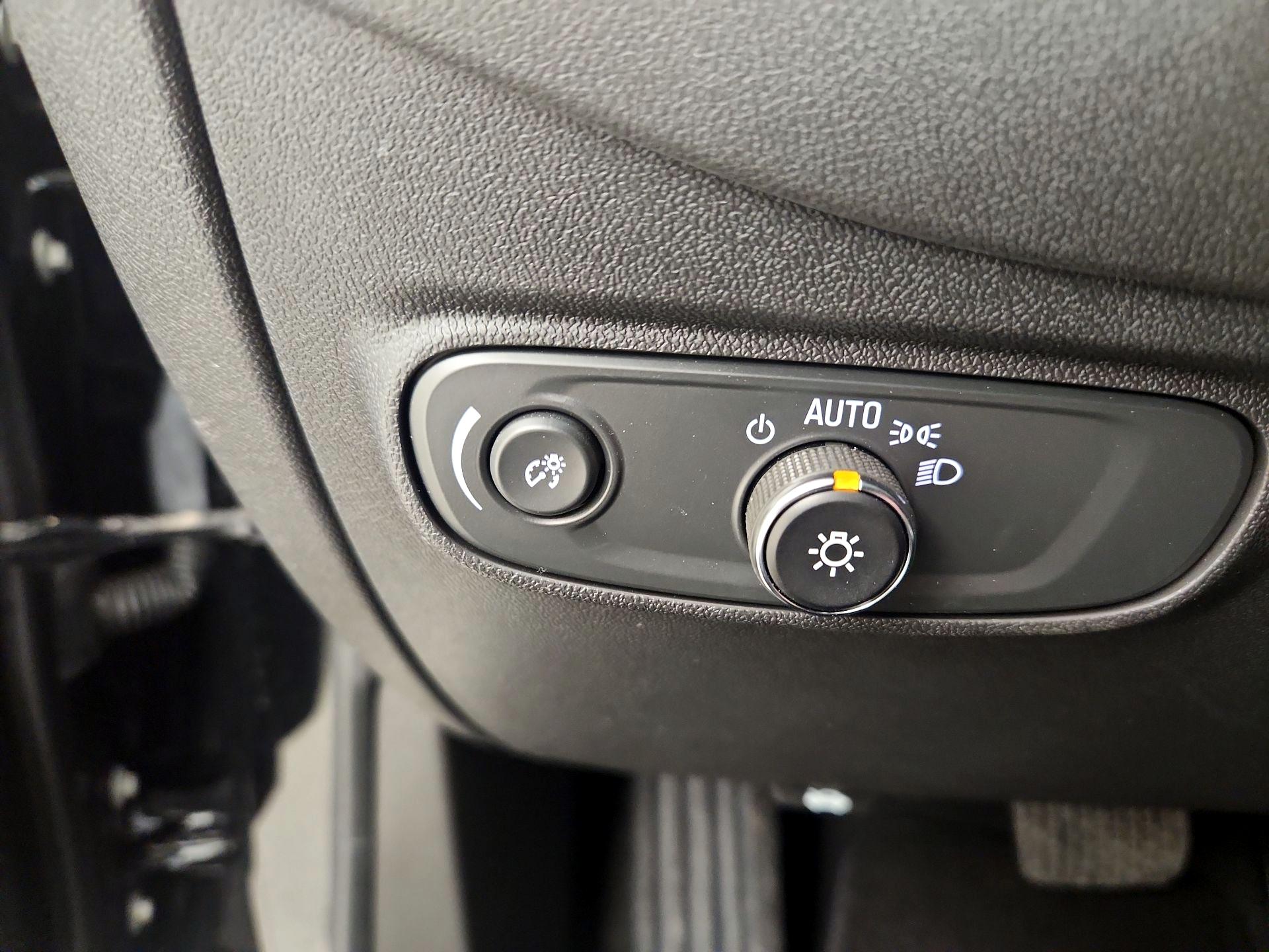 Thumbnail: 2024 Chevrolet Equinox - 13