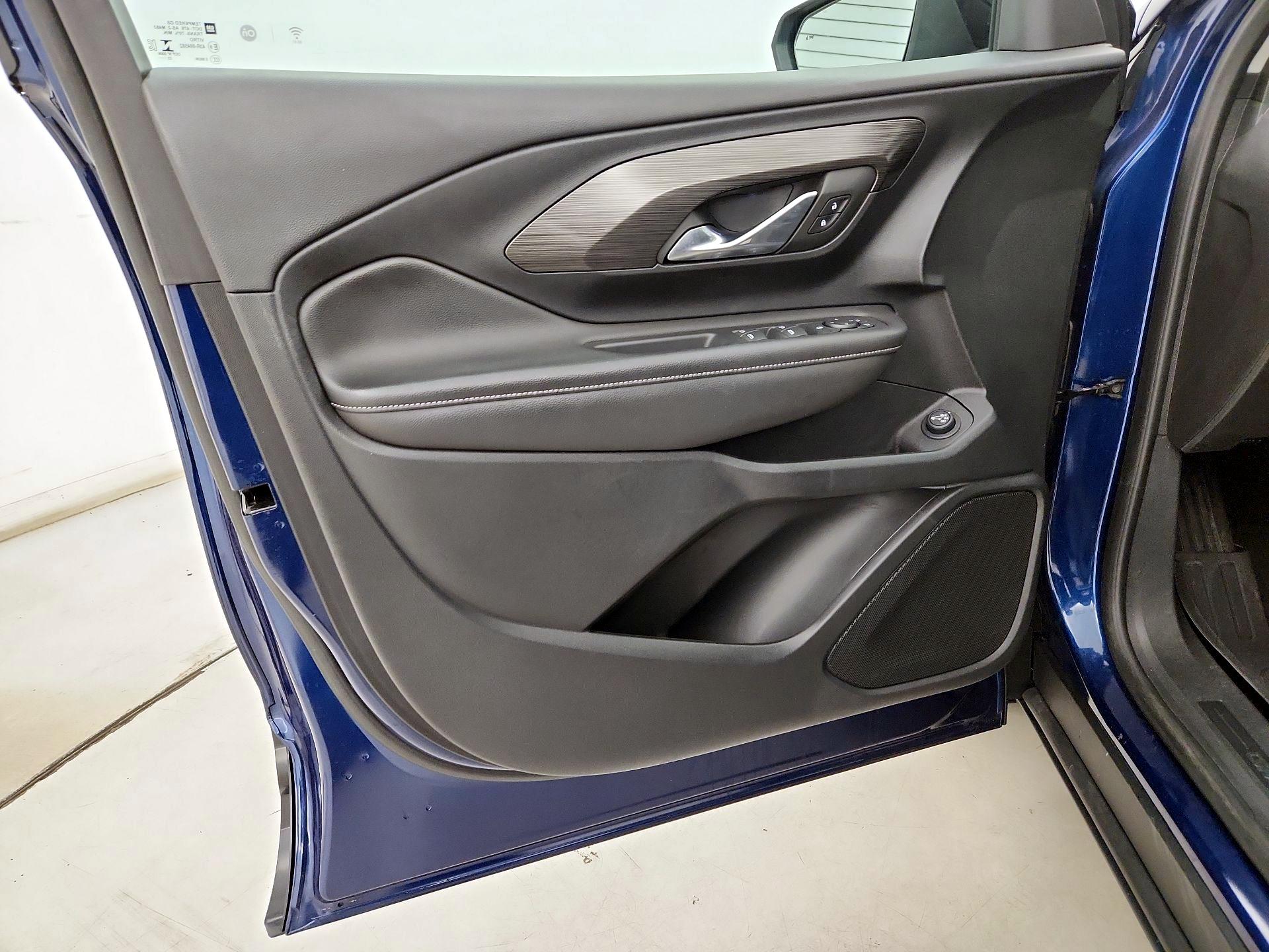 Thumbnail: 2023 GMC Terrain - 12