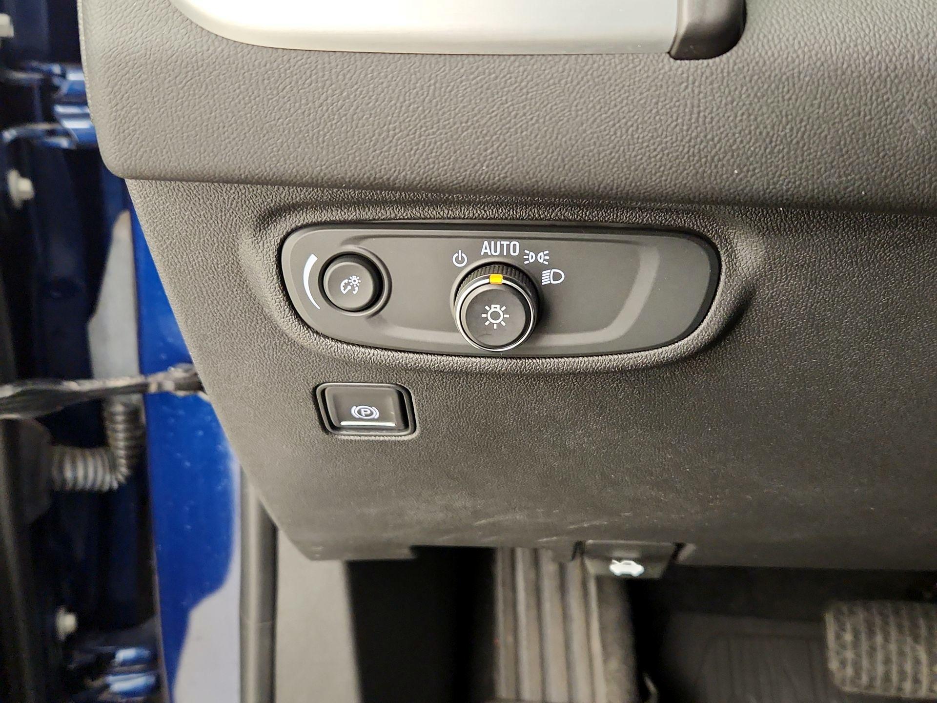 Thumbnail: 2023 GMC Terrain - 13