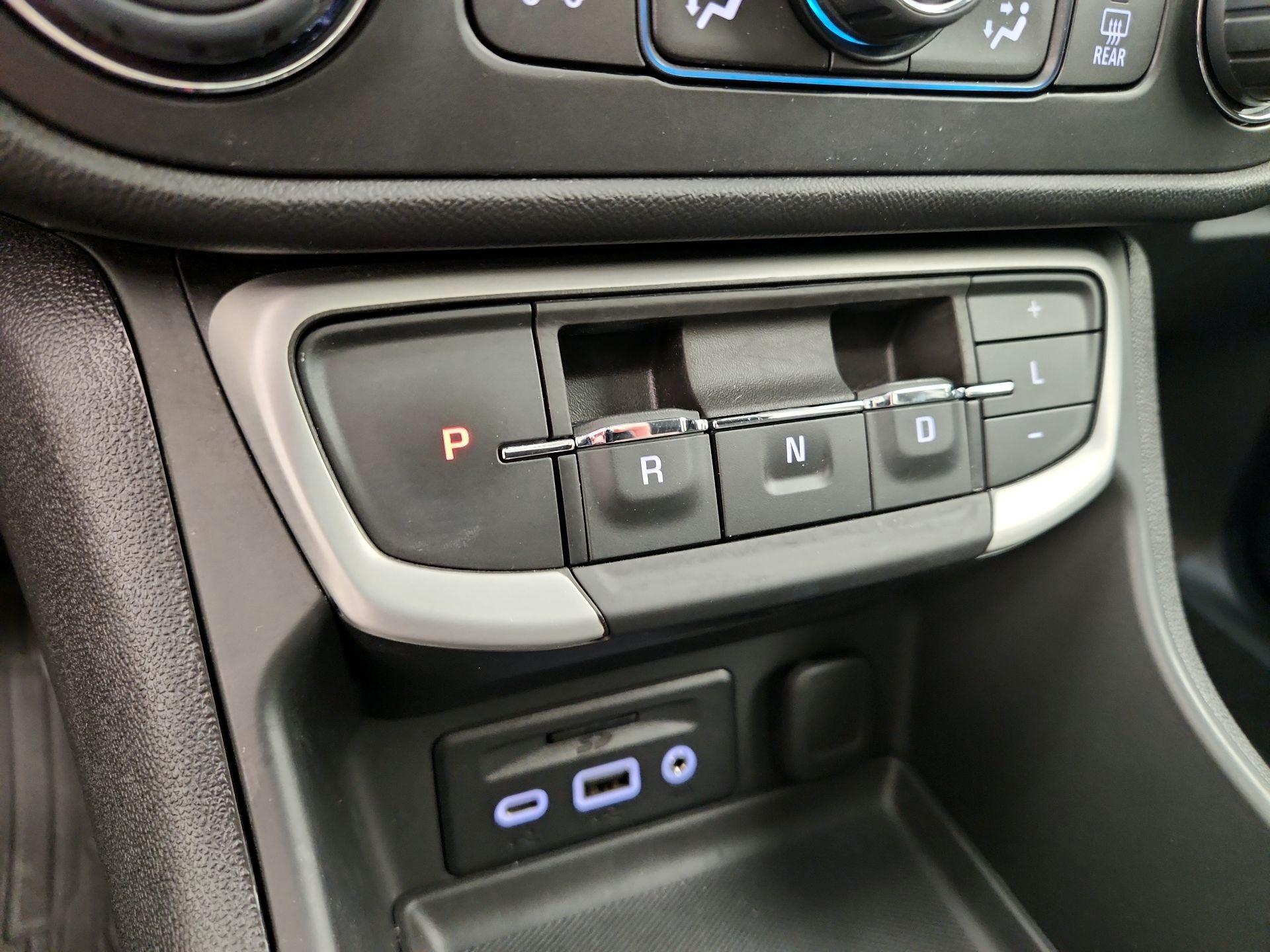 Thumbnail: 2023 GMC Terrain - 17