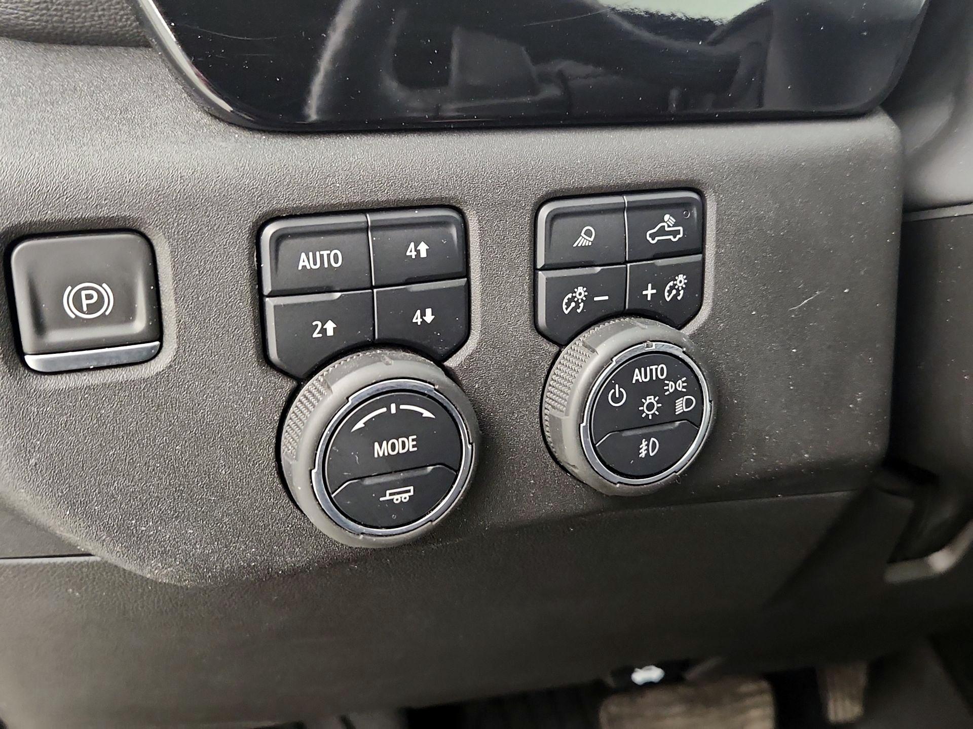 Thumbnail: 2022 Chevrolet Silverado 1500 - 13