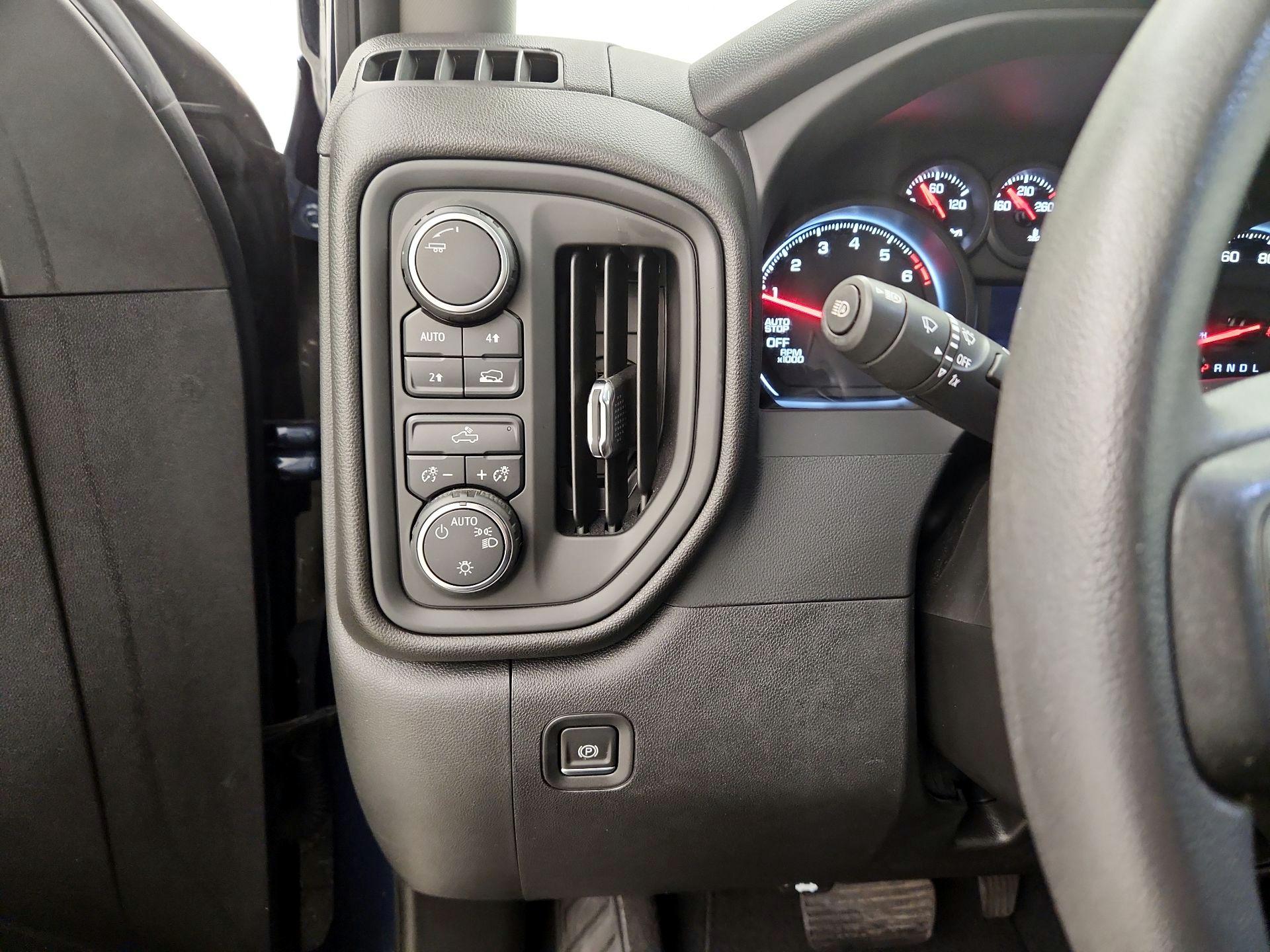 Thumbnail: 2022 Chevrolet Silverado 1500 - 13