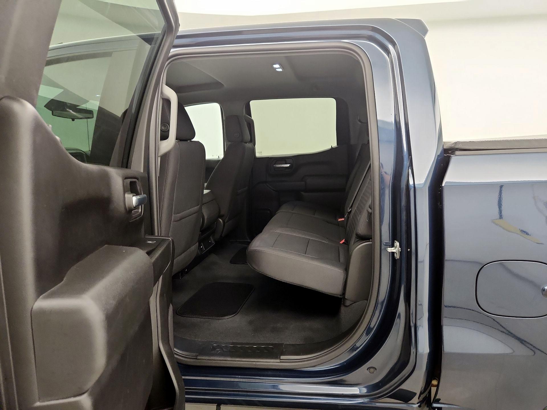 Thumbnail: 2022 Chevrolet Silverado 1500 - 19