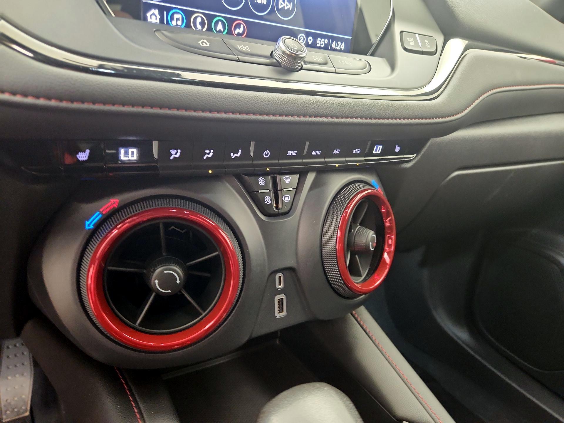 Thumbnail: 2022 Chevrolet Blazer - 16