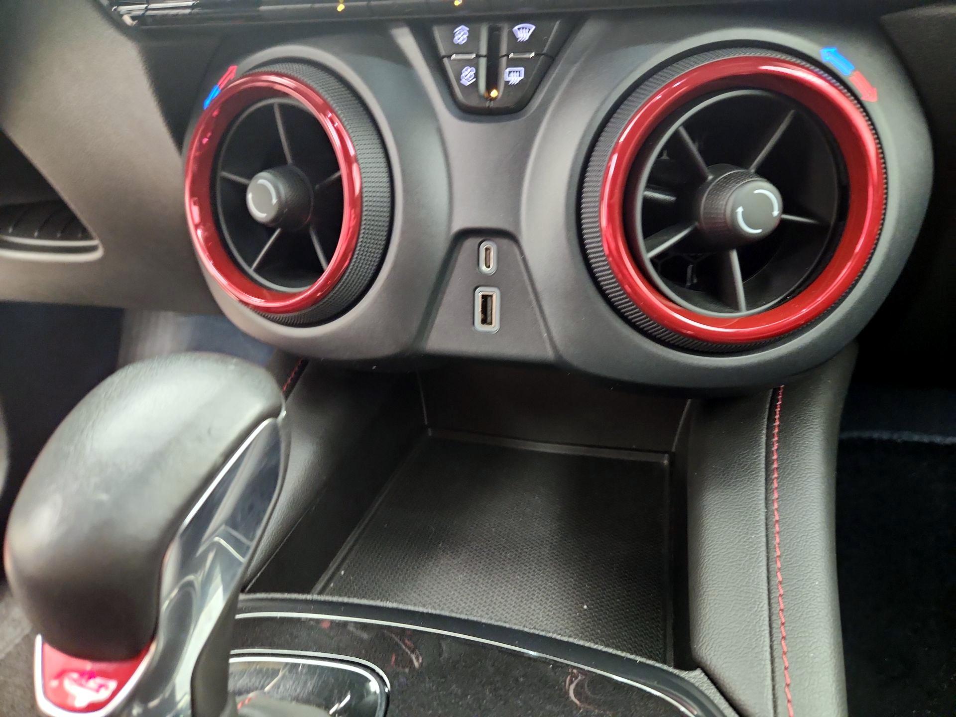 Thumbnail: 2022 Chevrolet Blazer - 18