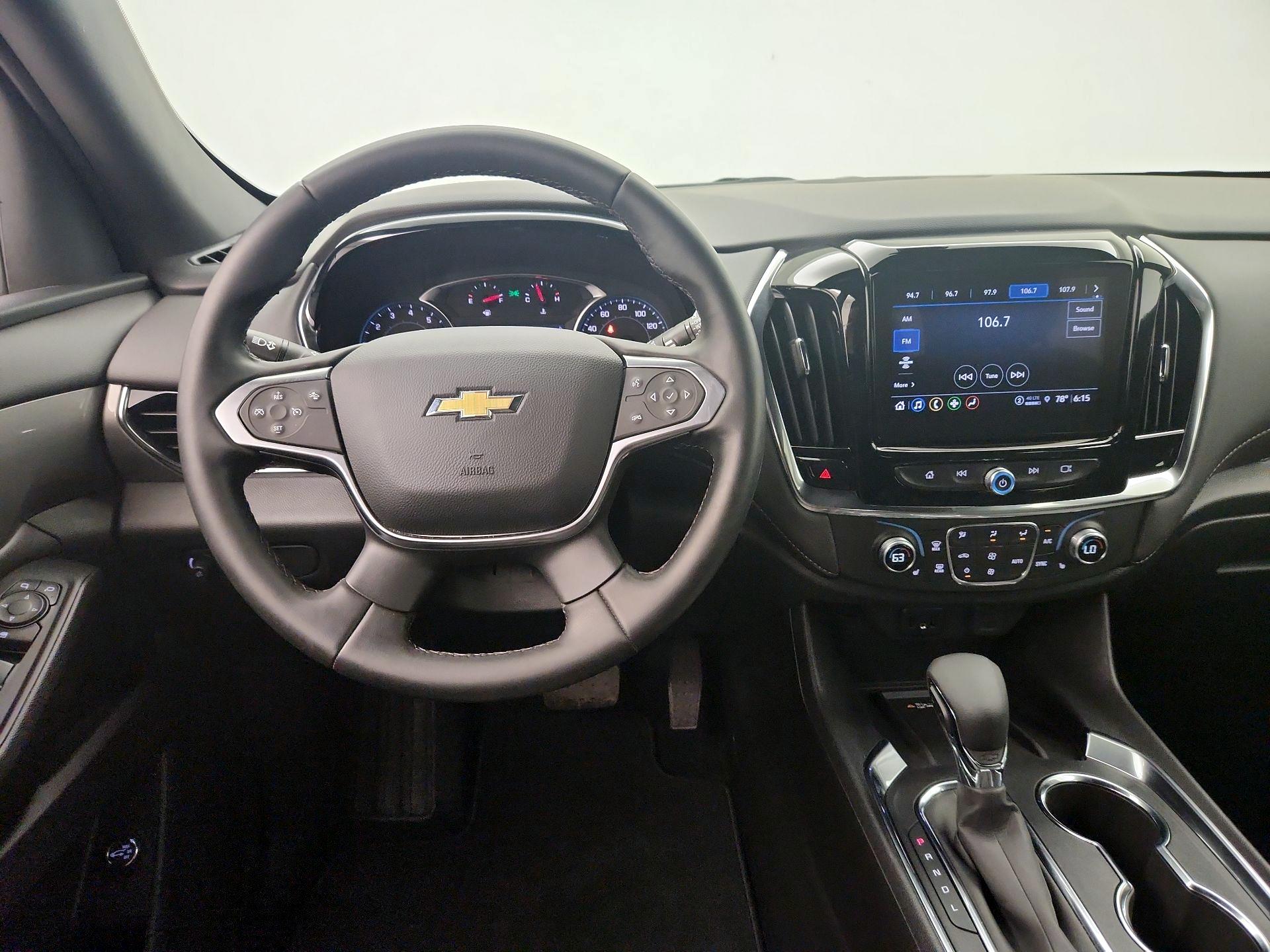 Thumbnail: 2023 Chevrolet Traverse - 10