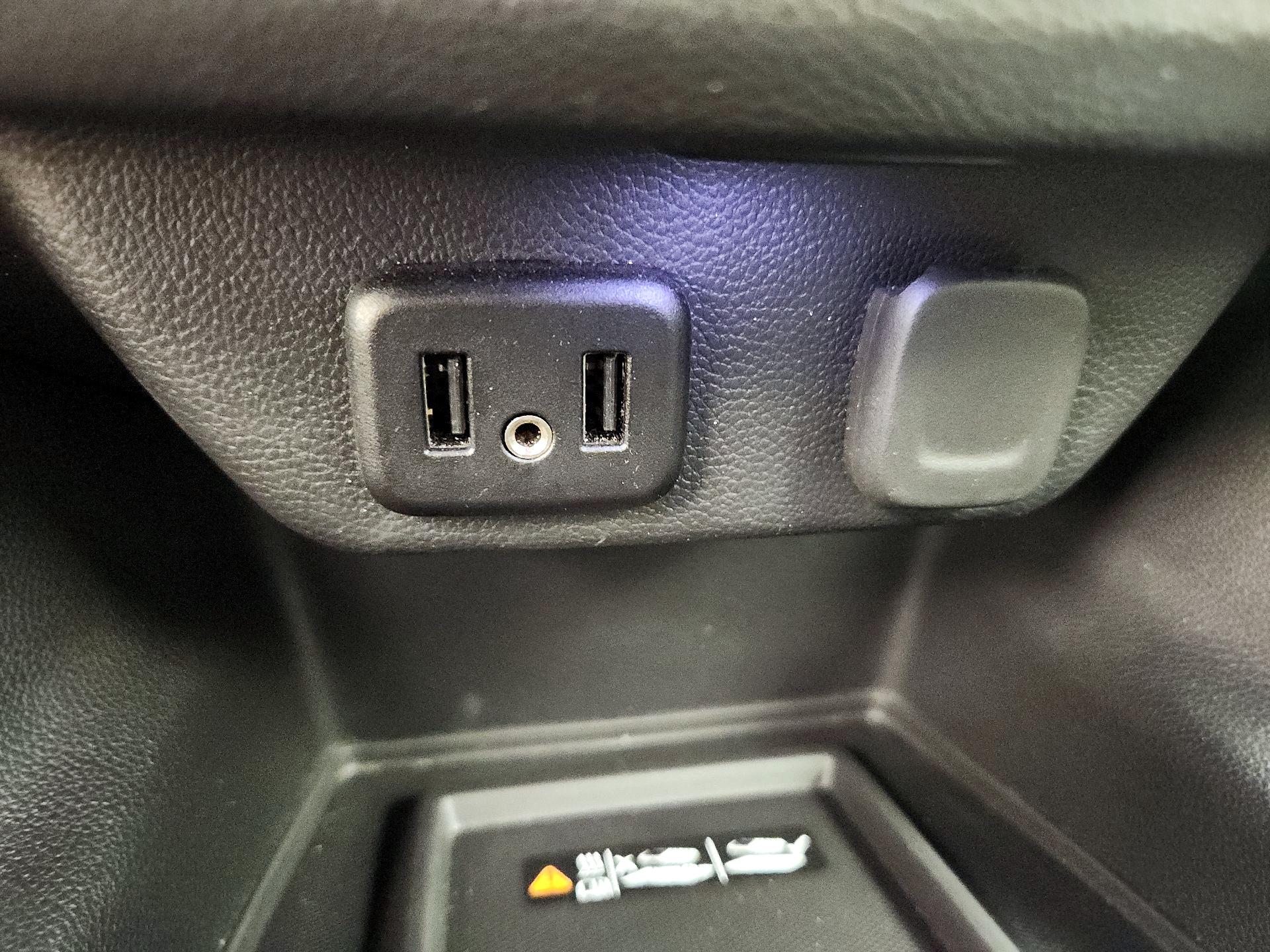 Thumbnail: 2023 Chevrolet Traverse - 18