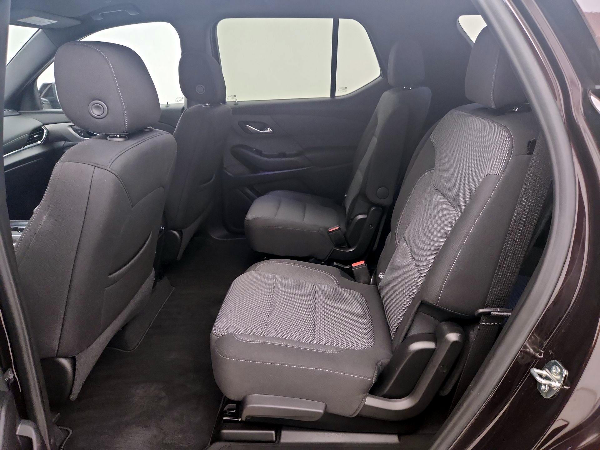 Thumbnail: 2023 Chevrolet Traverse - 19