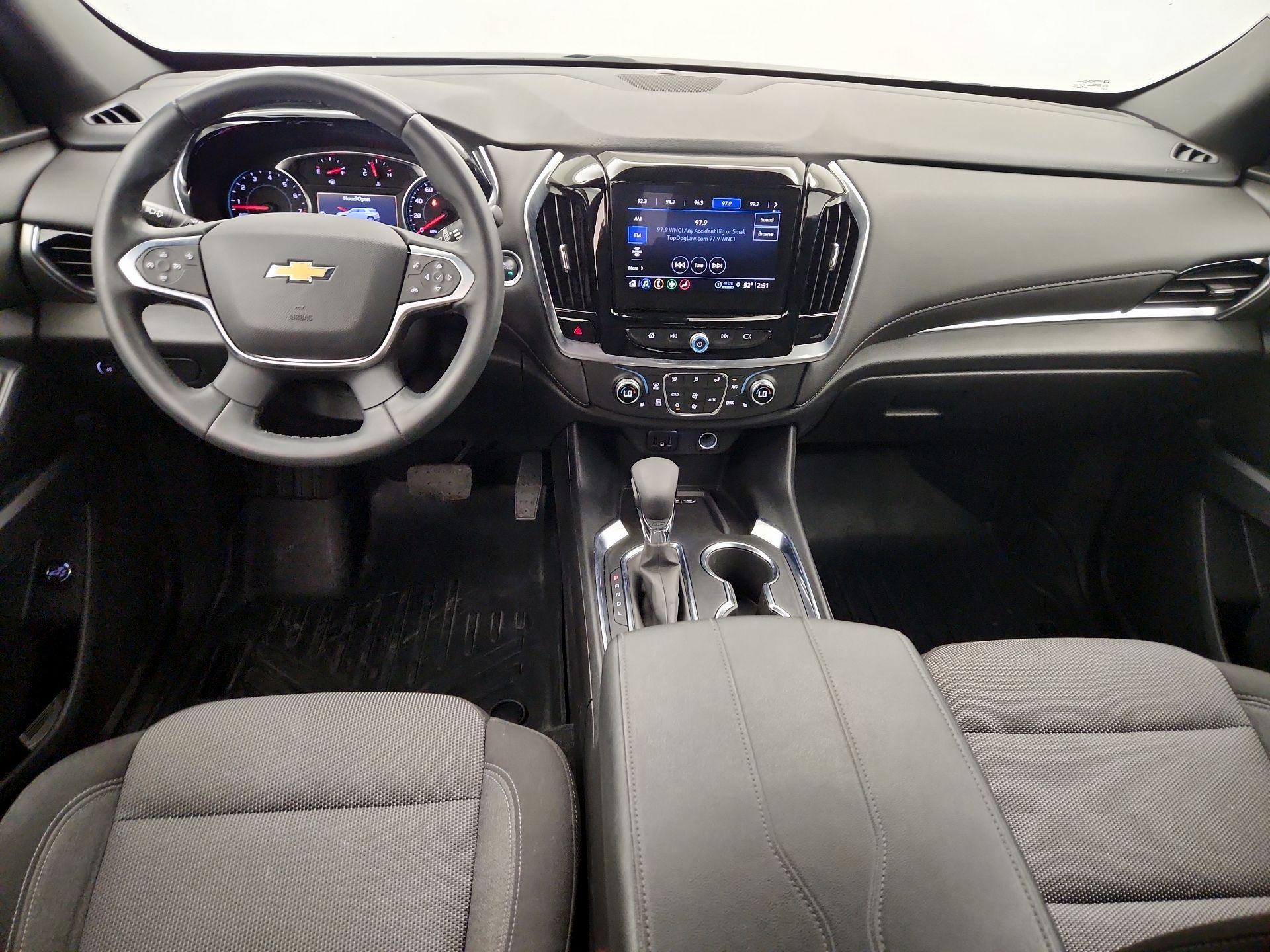 Thumbnail: 2023 Chevrolet Traverse - 9