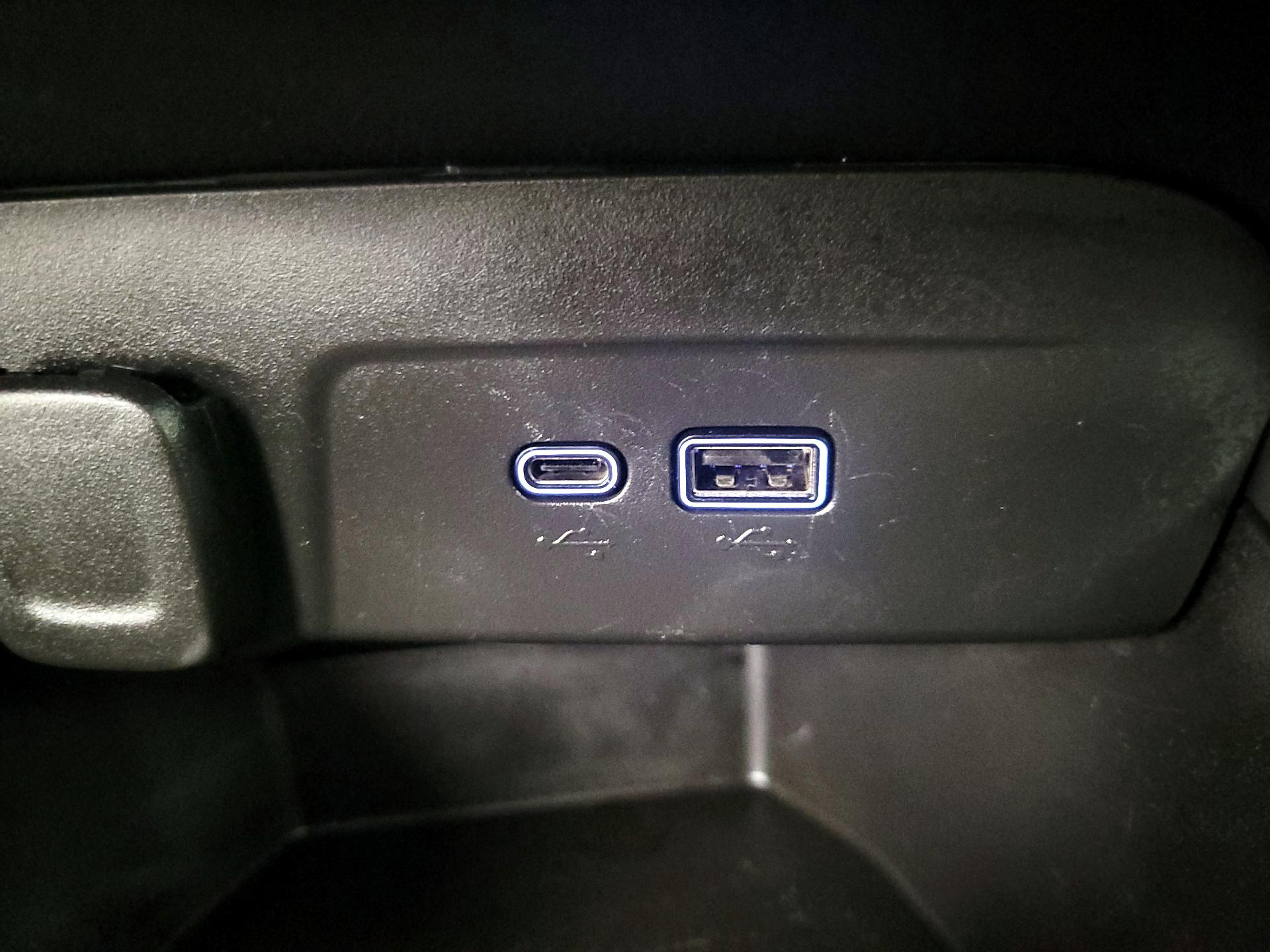 Thumbnail: 2024 Chevrolet Trax - 19