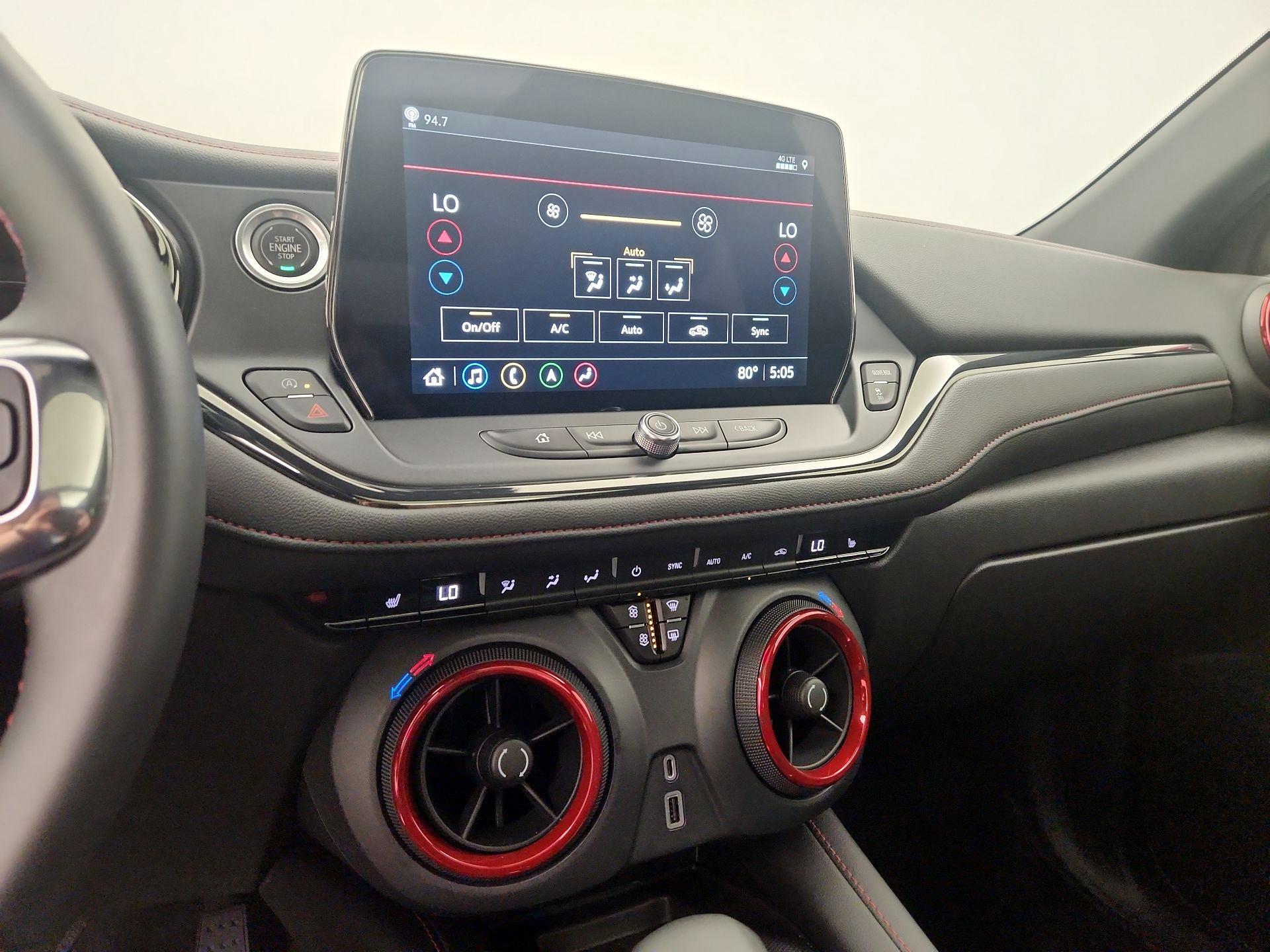 Thumbnail: 2023 Chevrolet Blazer - 16