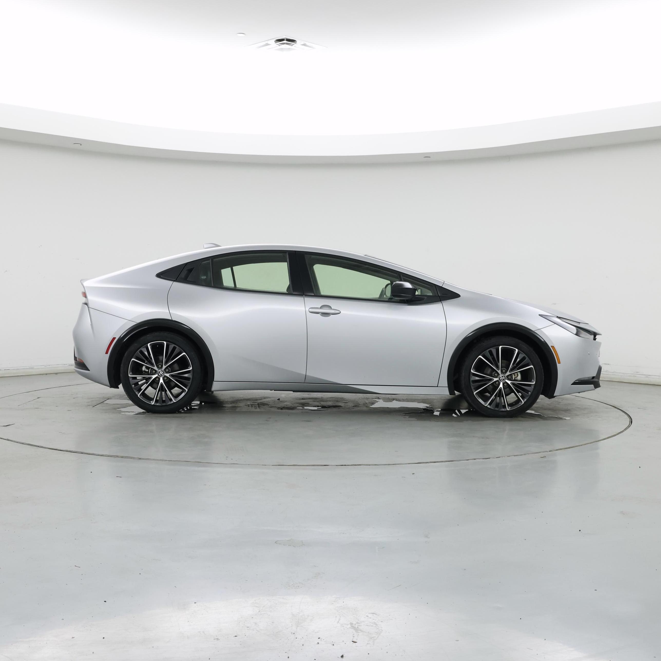 Thumbnail: 2024 Toyota Prius - 7