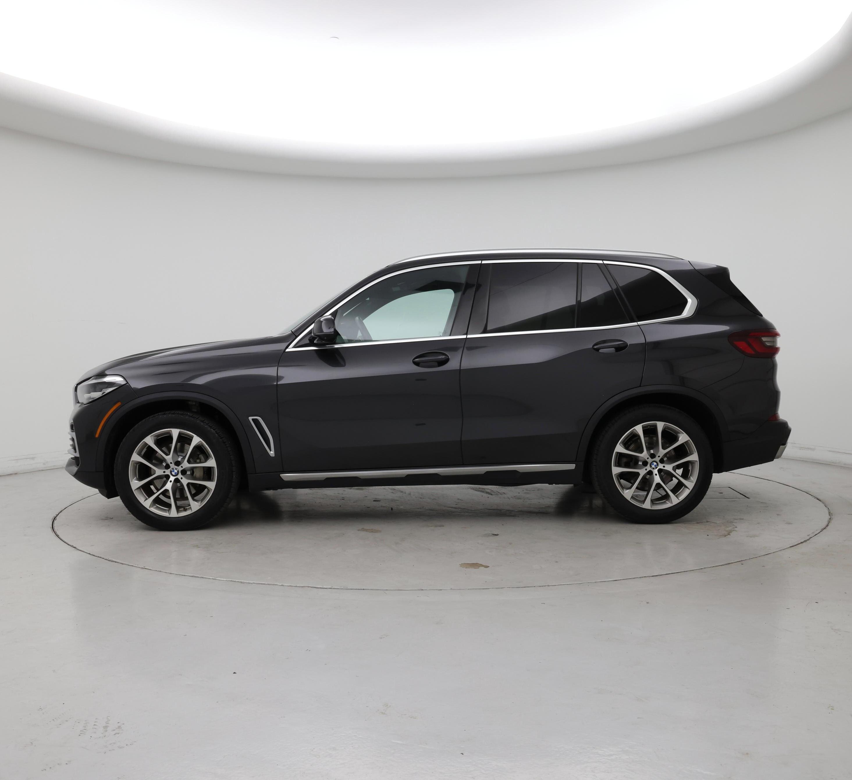 Thumbnail: 2022 BMW X5 - 3