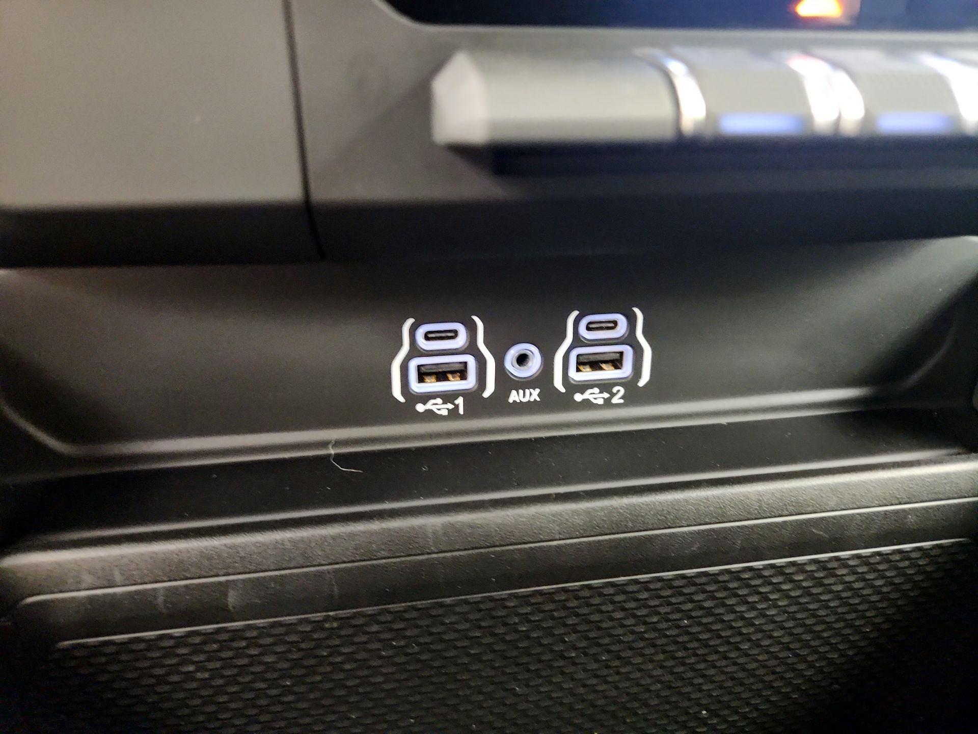 Thumbnail: 2025 RAM 1500 - 18