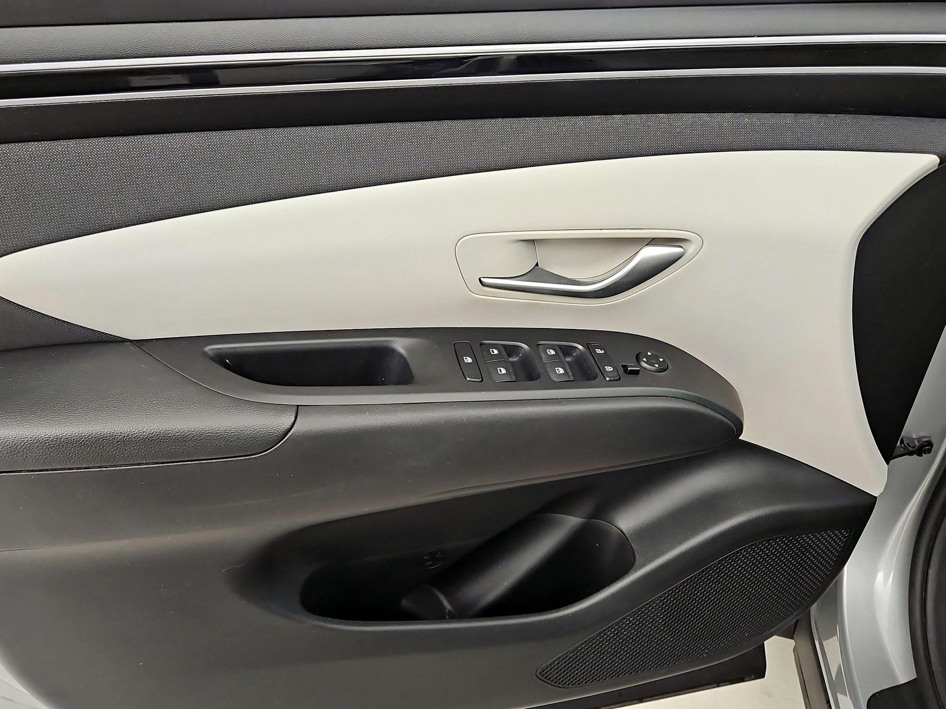 Thumbnail: 2023 Hyundai Tucson - 12