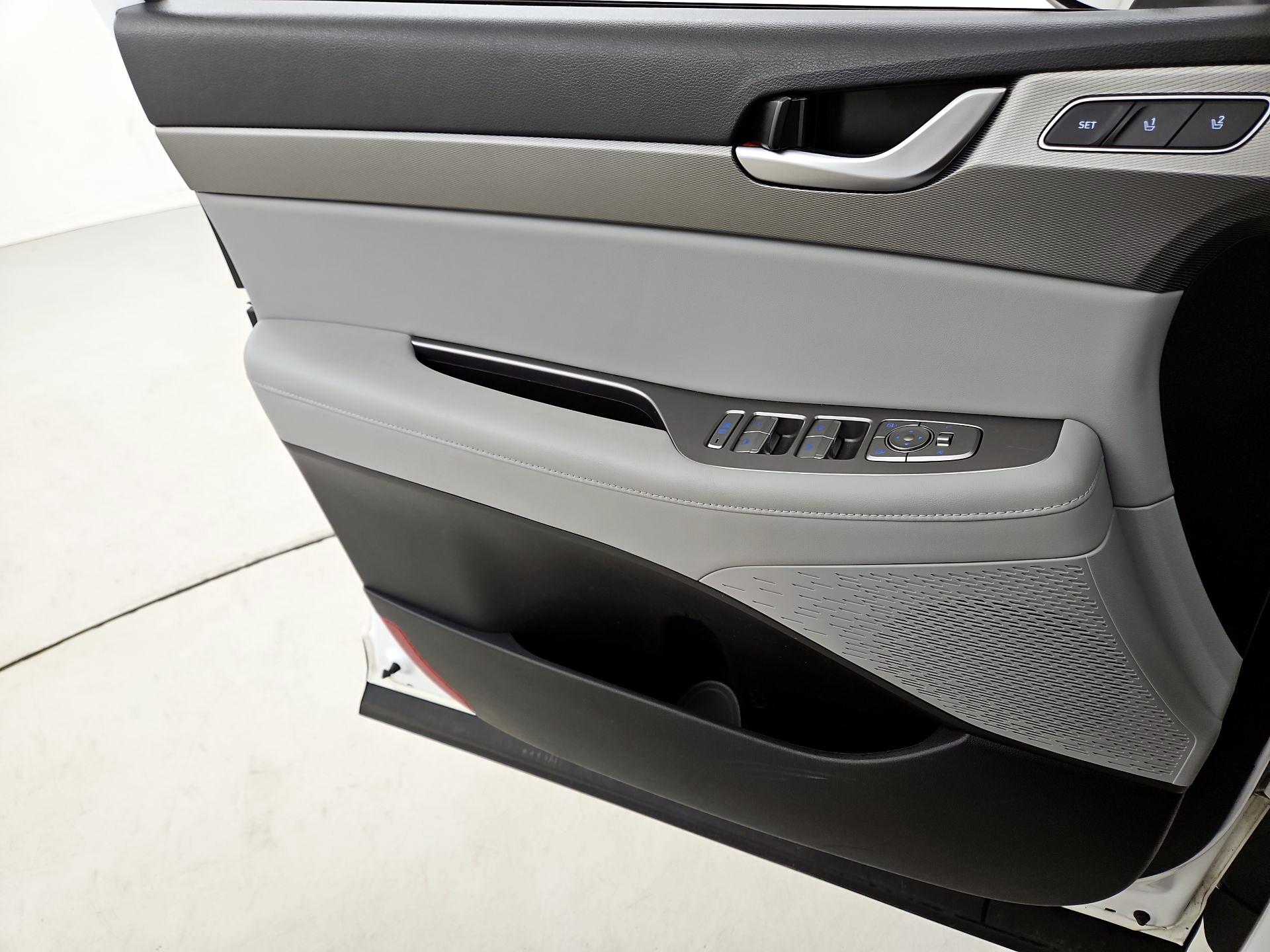 Thumbnail: 2022 Hyundai Palisade - 12