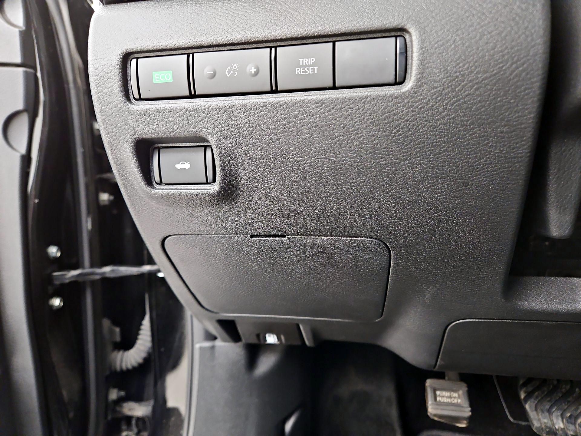 Thumbnail: 2023 Nissan Sentra - 13