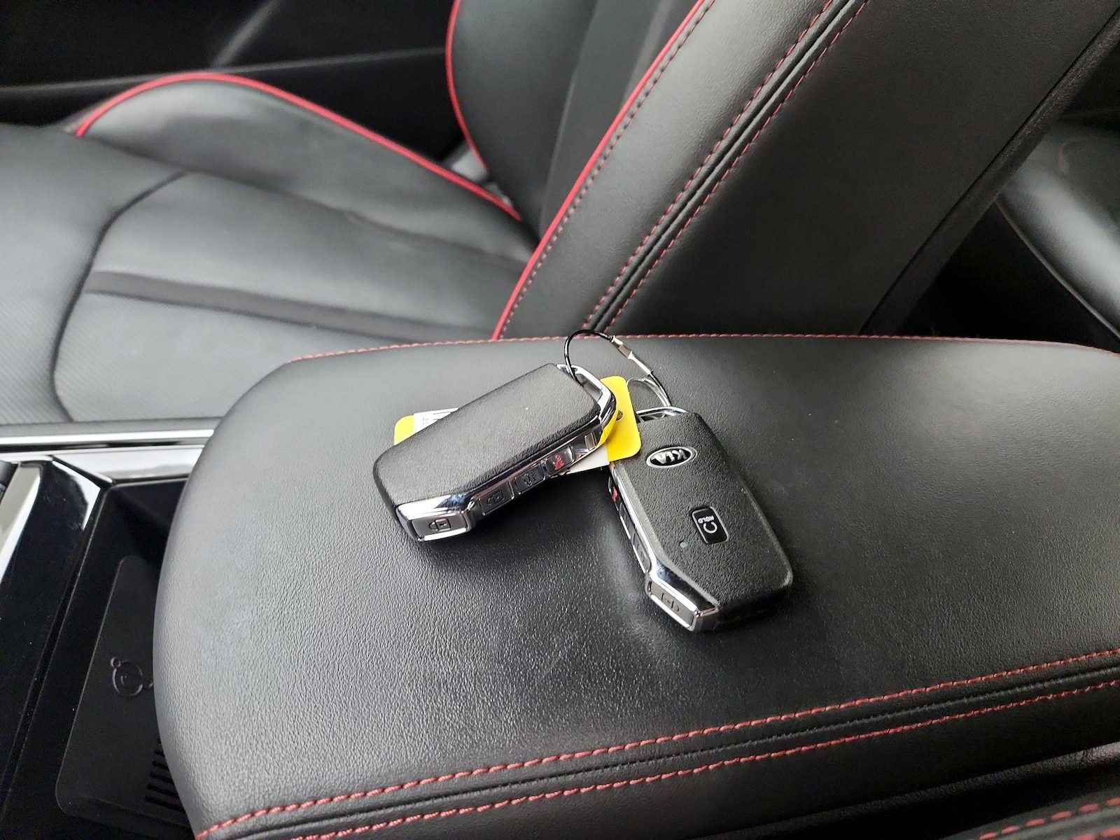 2021 Kia K5 GT - Photo 24