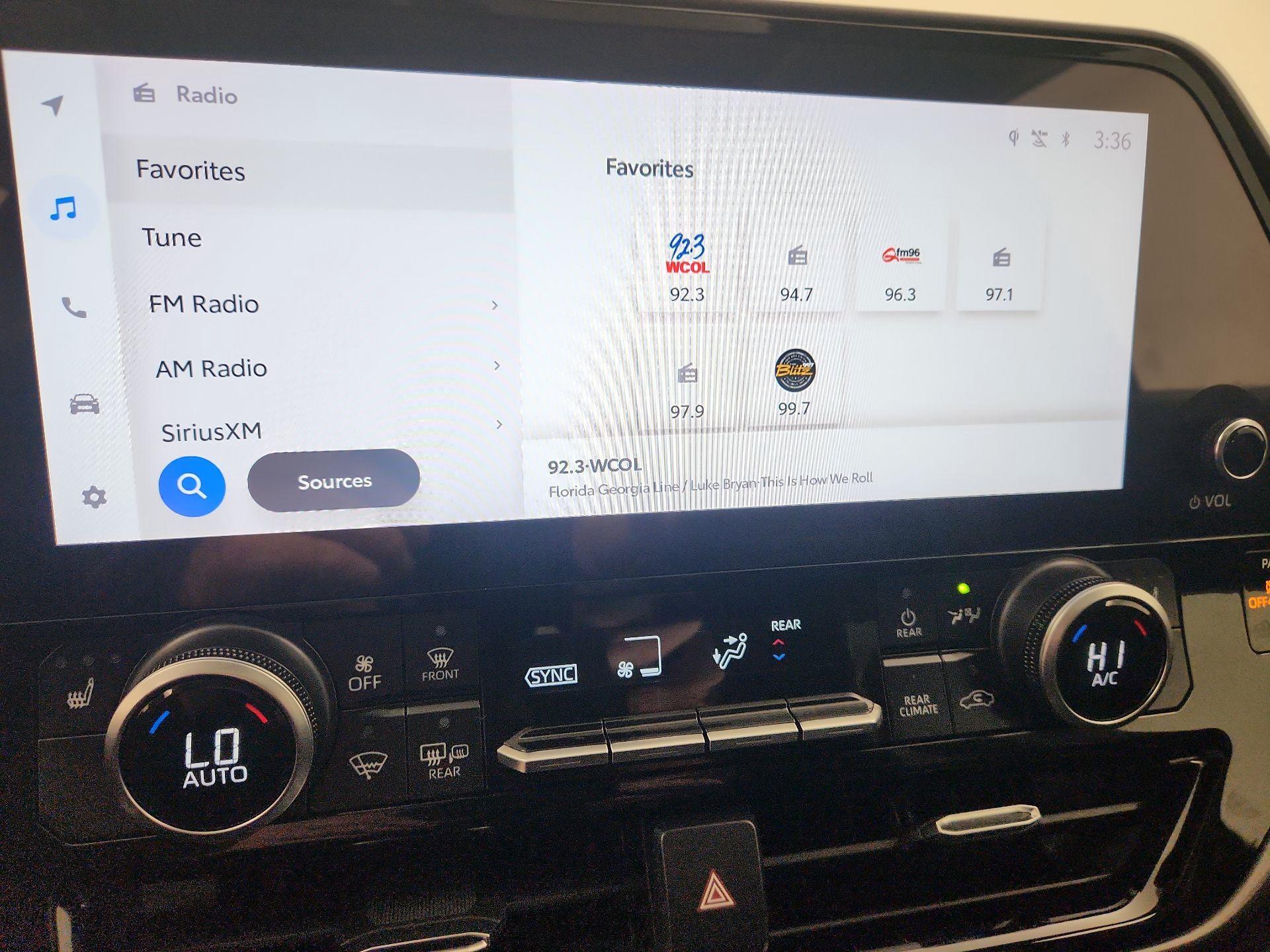 Thumbnail: 2024 Toyota Highlander - 15