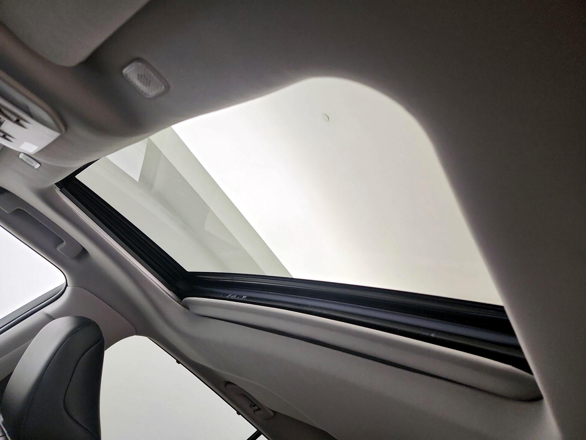 Thumbnail: 2024 Toyota Highlander - 19