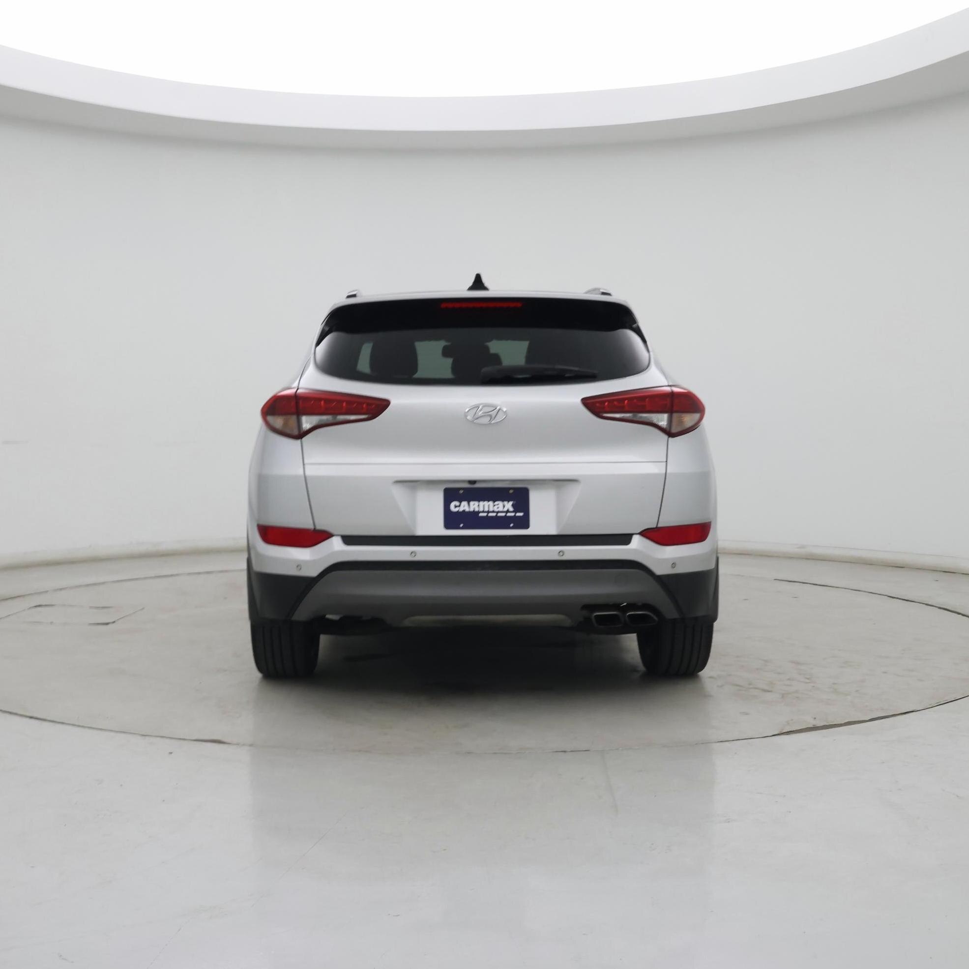 Thumbnail: 2016 Hyundai Tucson - 8