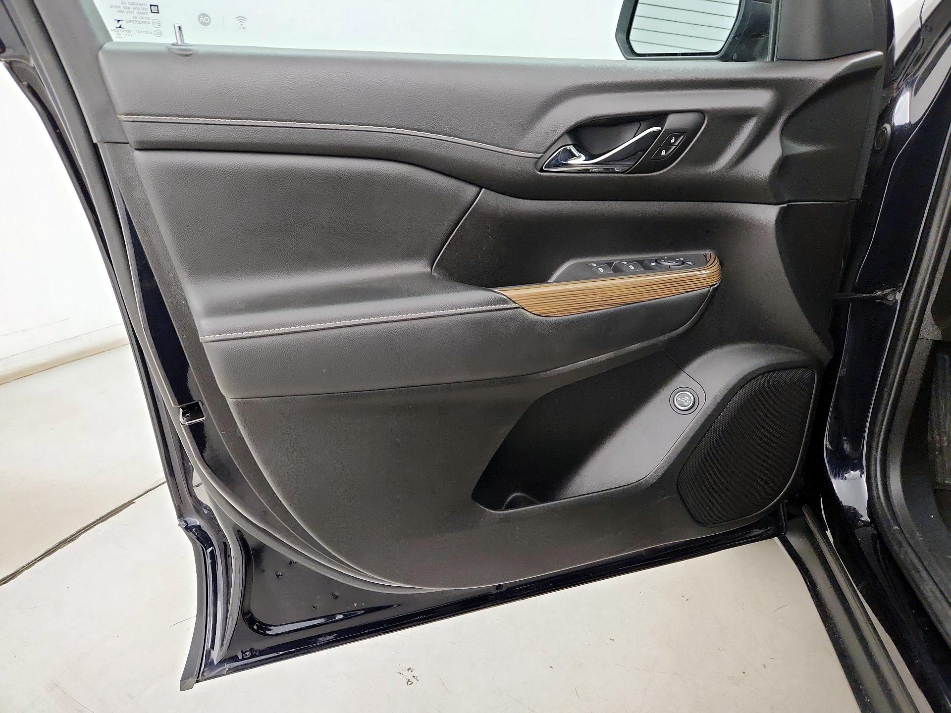 Thumbnail: 2022 GMC Acadia - 12