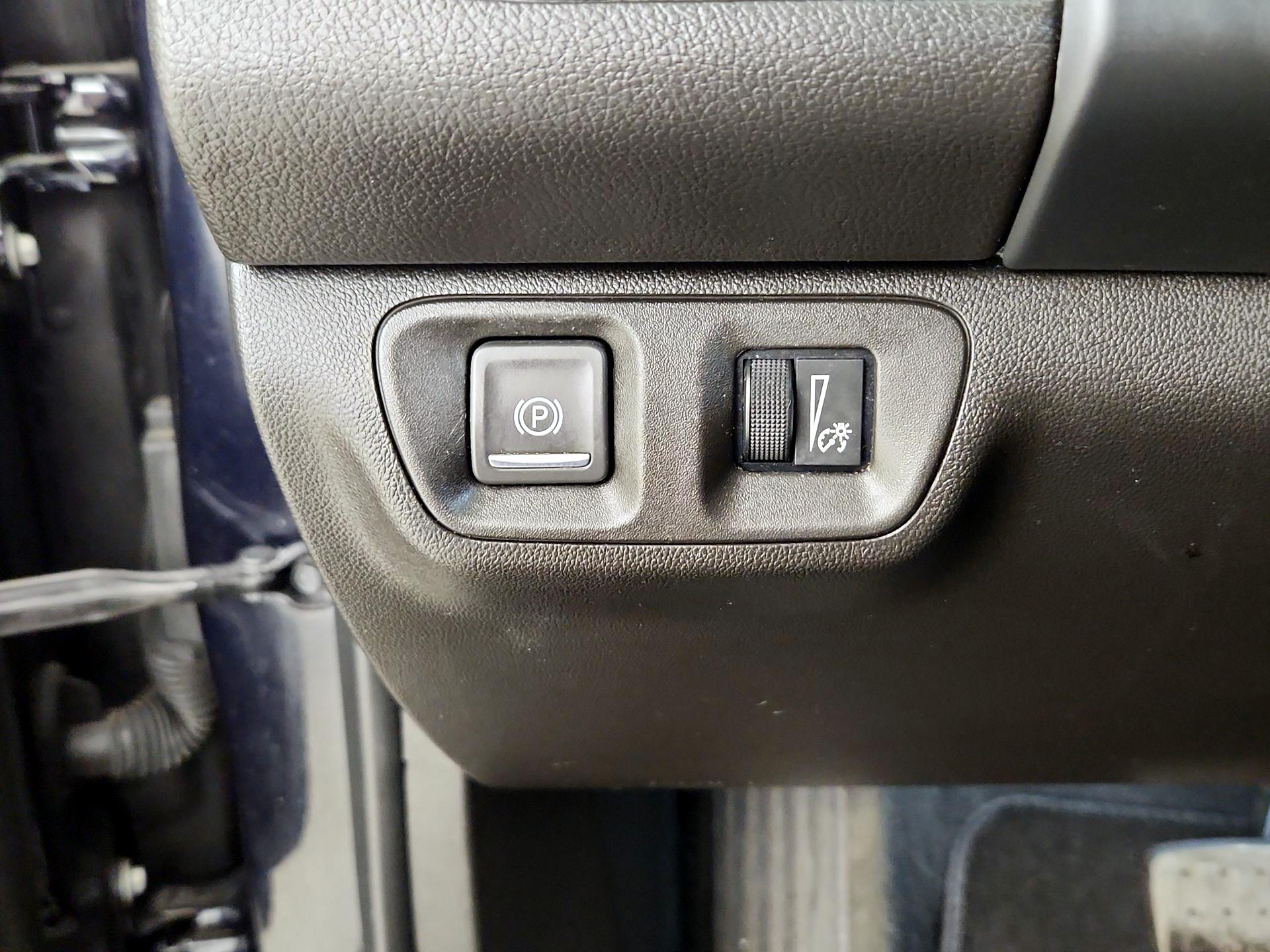 Thumbnail: 2022 GMC Acadia - 13