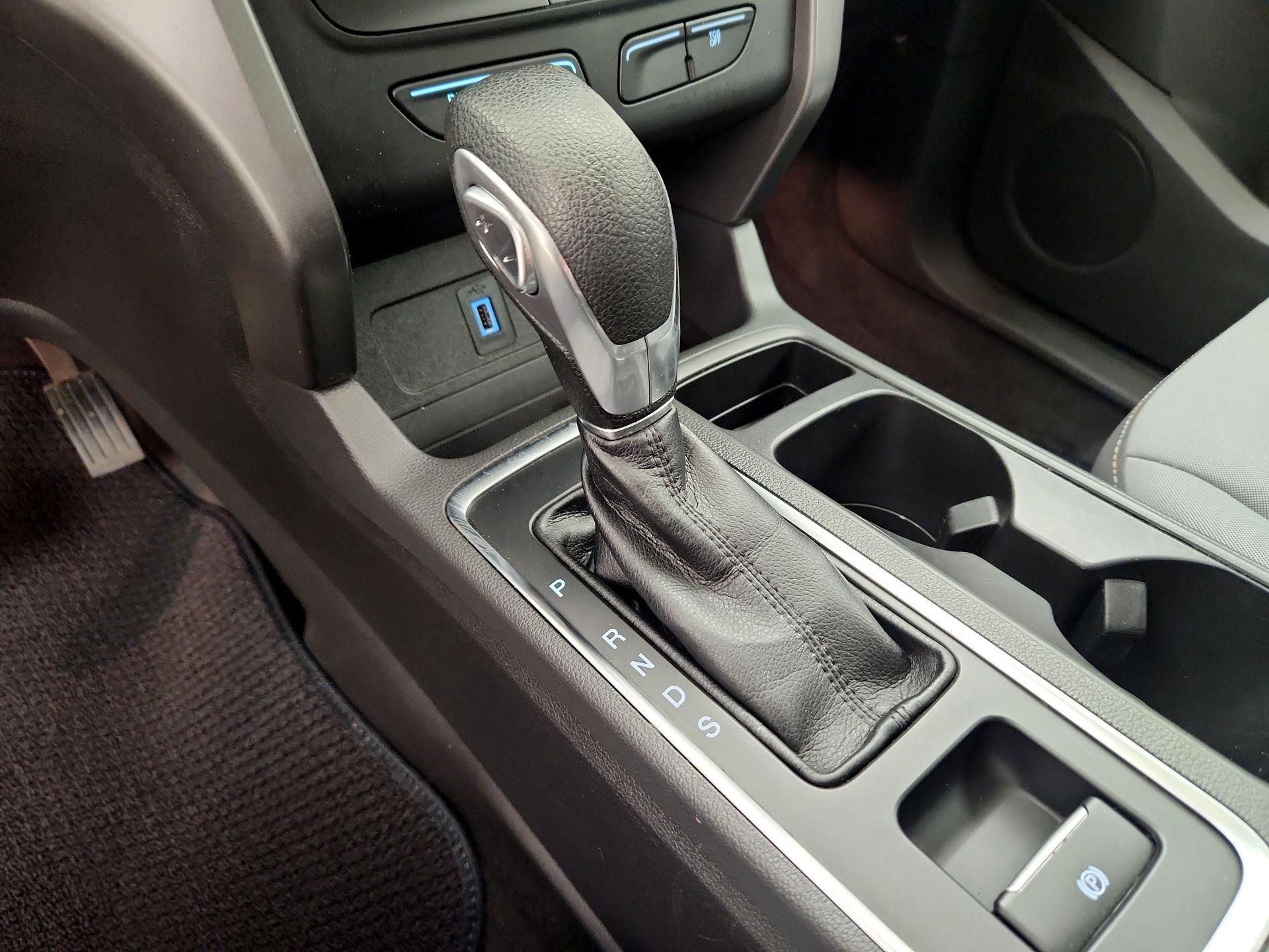 Thumbnail: 2017 Ford Escape - 17