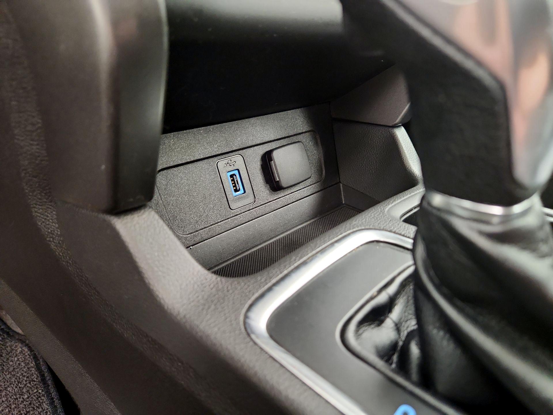 Thumbnail: 2017 Ford Escape - 18