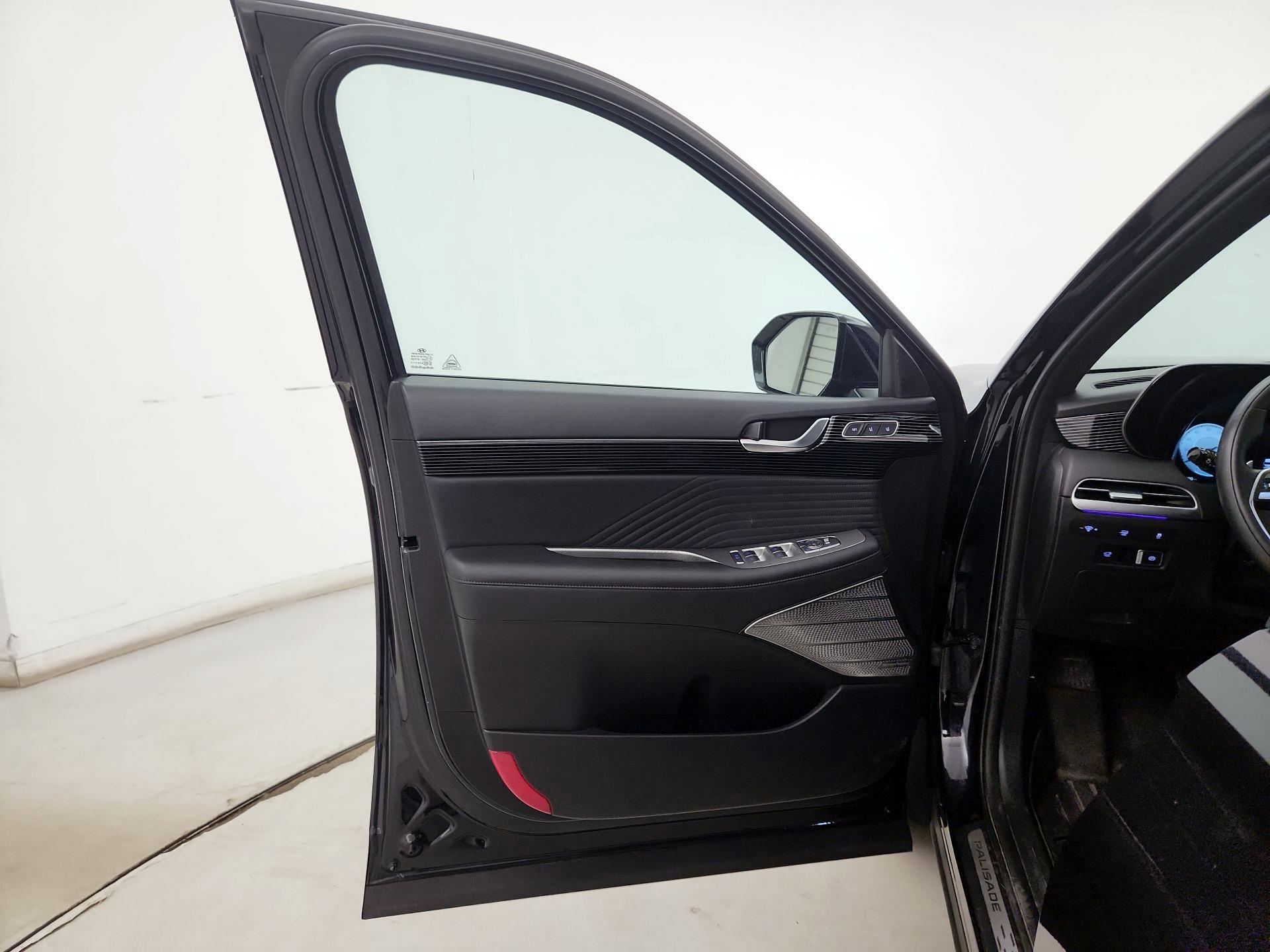 Thumbnail: 2023 Hyundai Palisade - 12