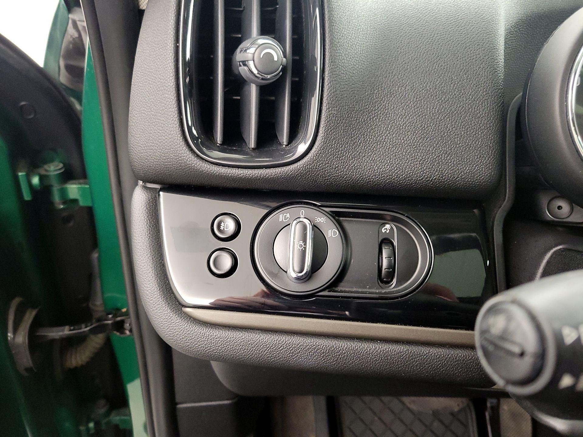 Thumbnail: 2020 MINI Cooper Countryman - 13