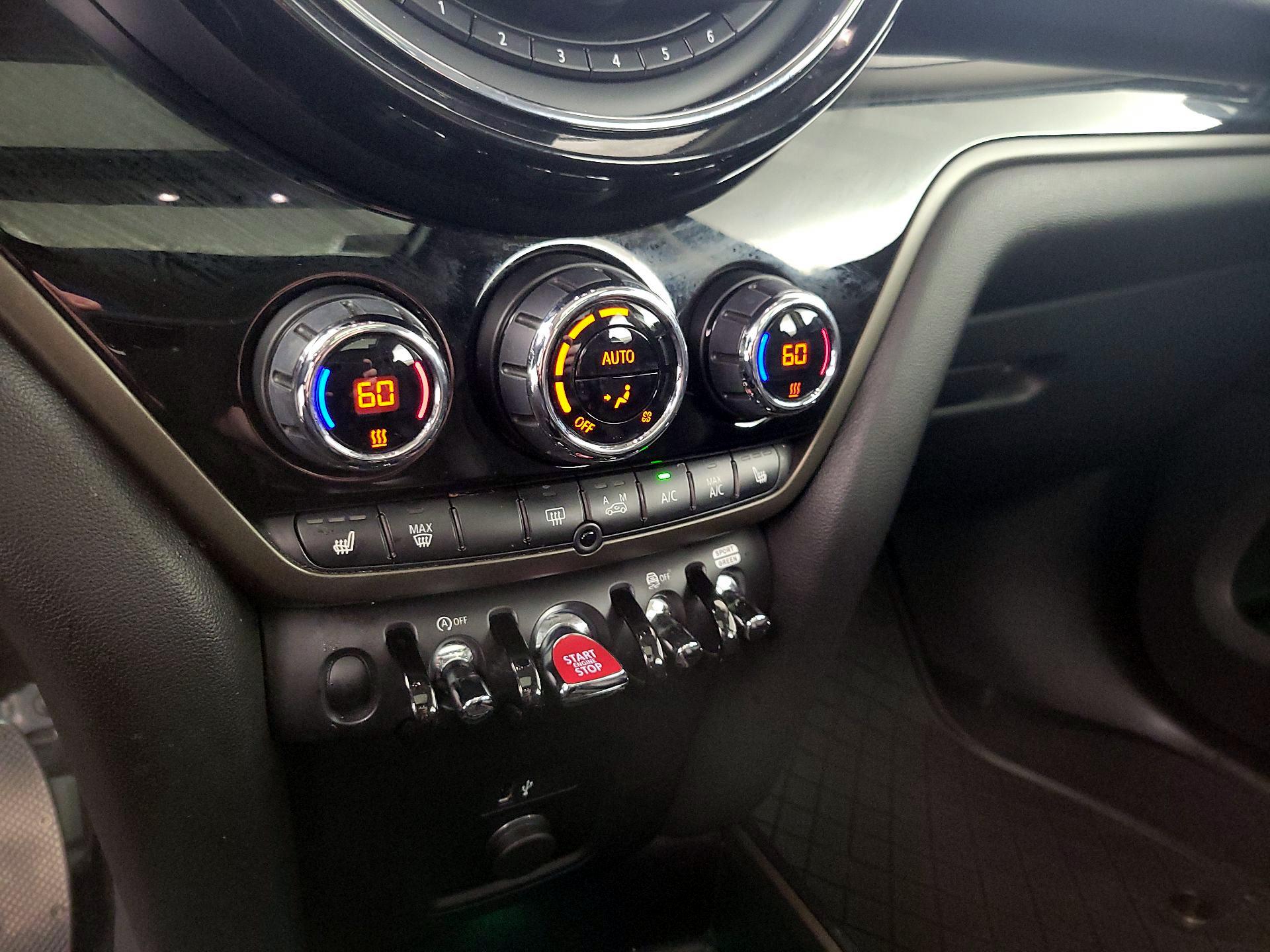 Thumbnail: 2020 MINI Cooper Countryman - 16