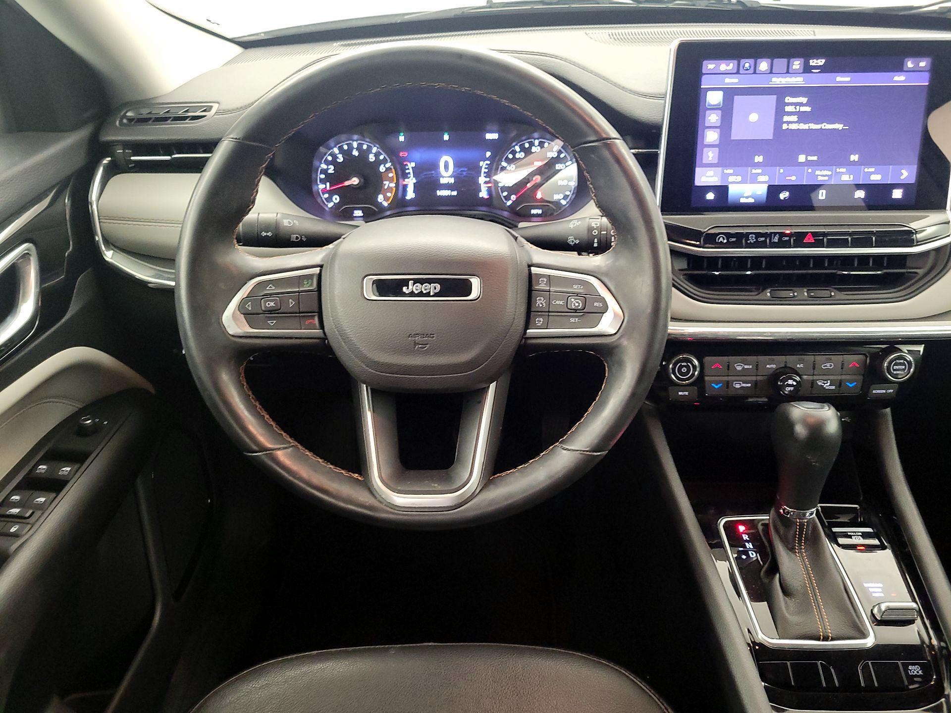 Thumbnail: 2022 Jeep Compass - 10