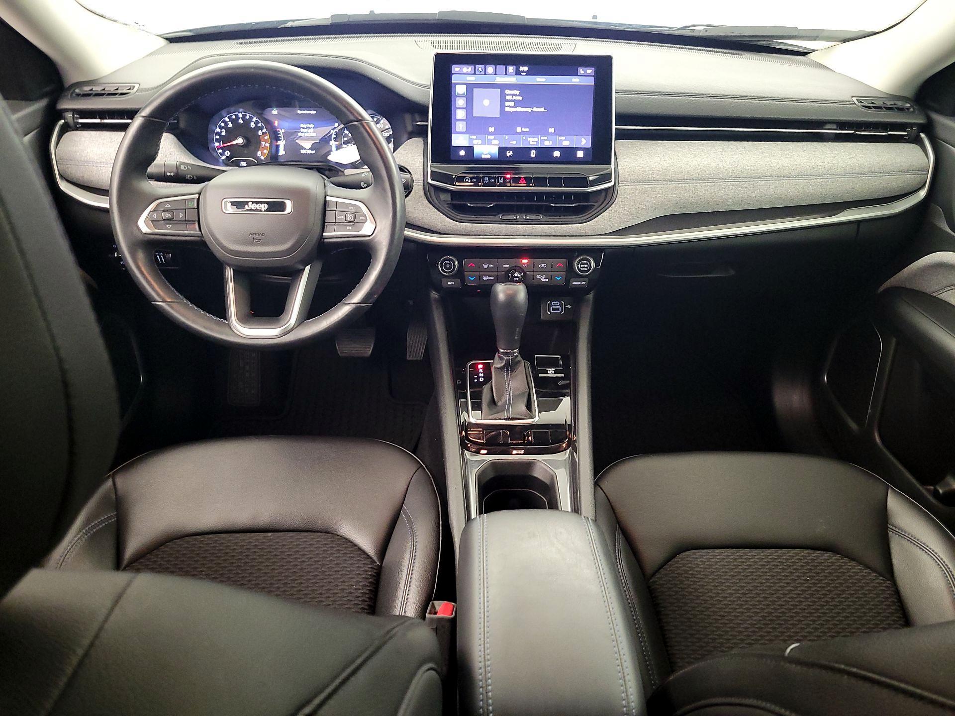 Thumbnail: 2022 Jeep Compass - 9