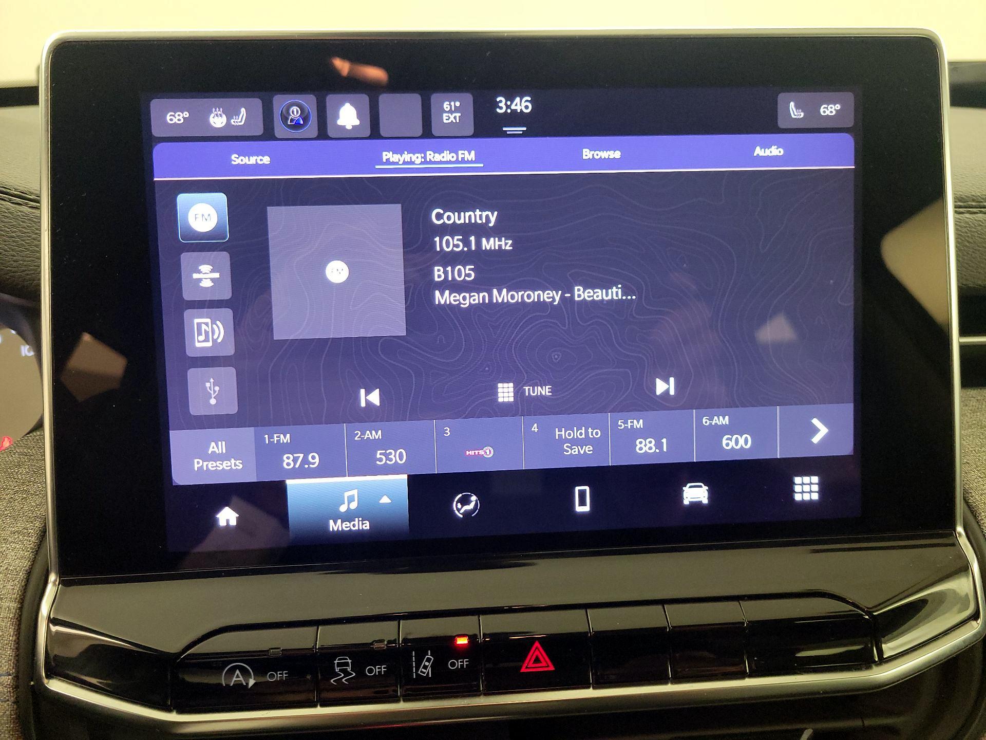 Thumbnail: 2022 Jeep Compass - 15