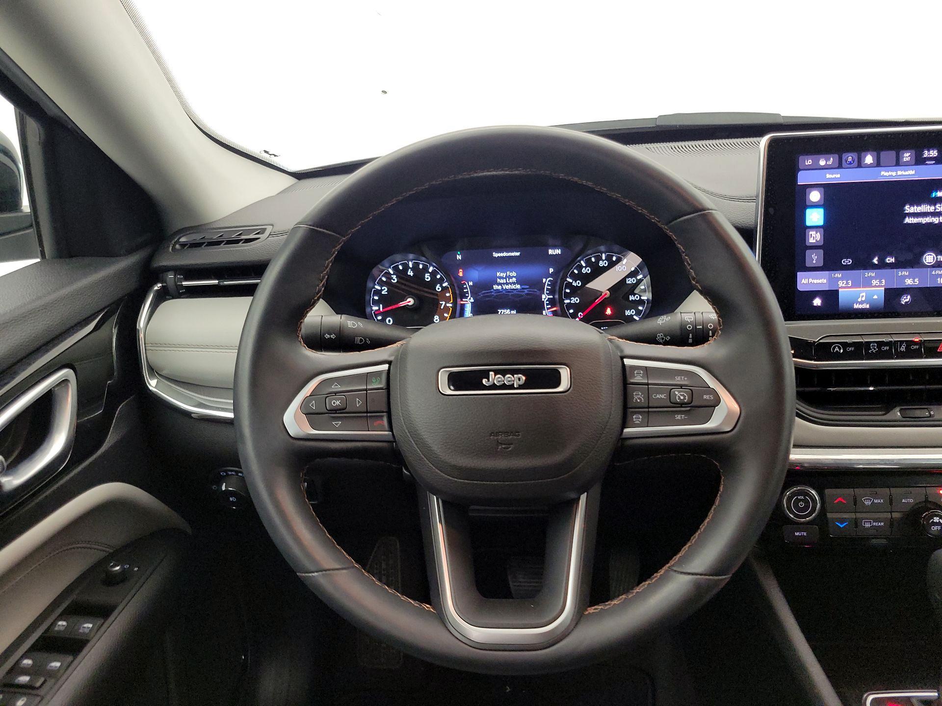 Thumbnail: 2022 Jeep Compass - 10