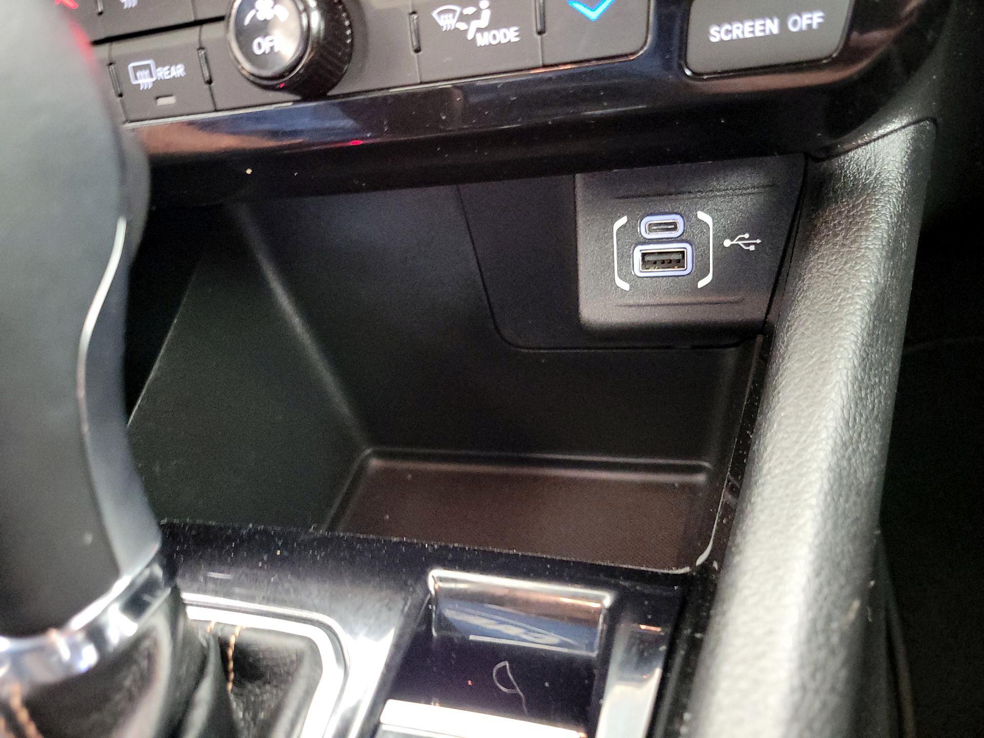 Thumbnail: 2022 Jeep Compass - 18