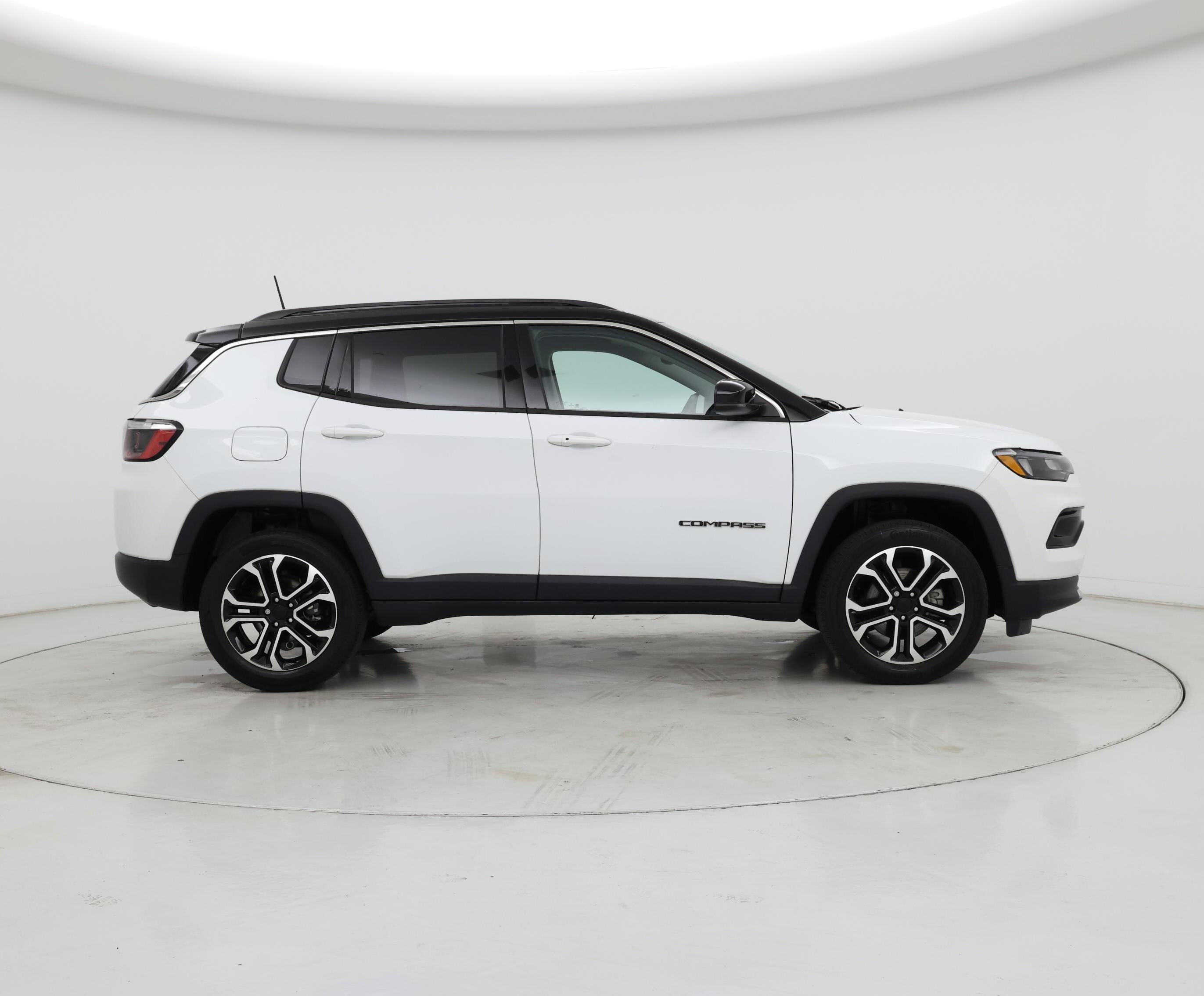 Thumbnail: 2022 Jeep Compass - 7
