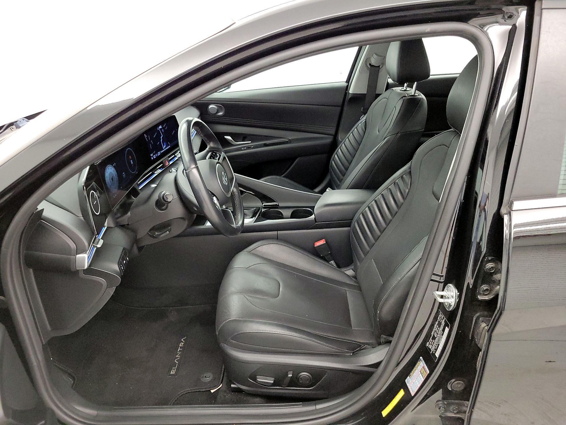 Thumbnail: 2021 Hyundai Elantra - 11