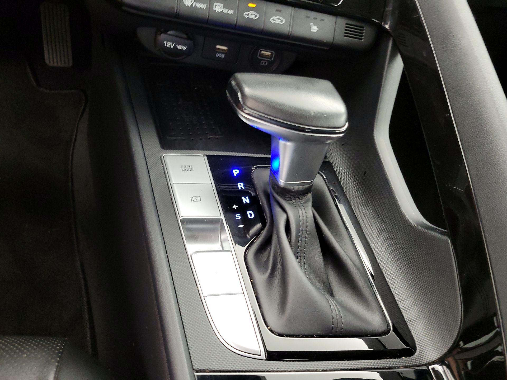 Thumbnail: 2021 Hyundai Elantra - 18