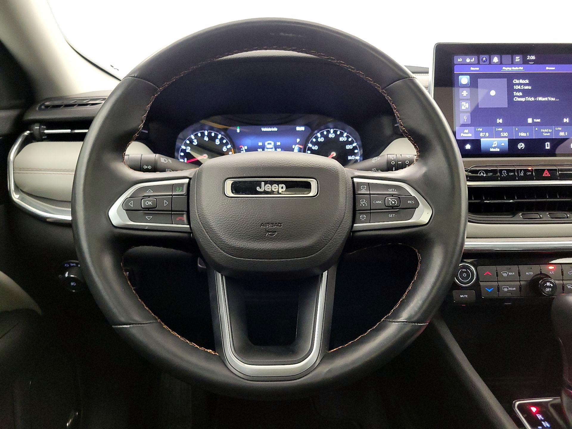 Thumbnail: 2022 Jeep Compass - 10